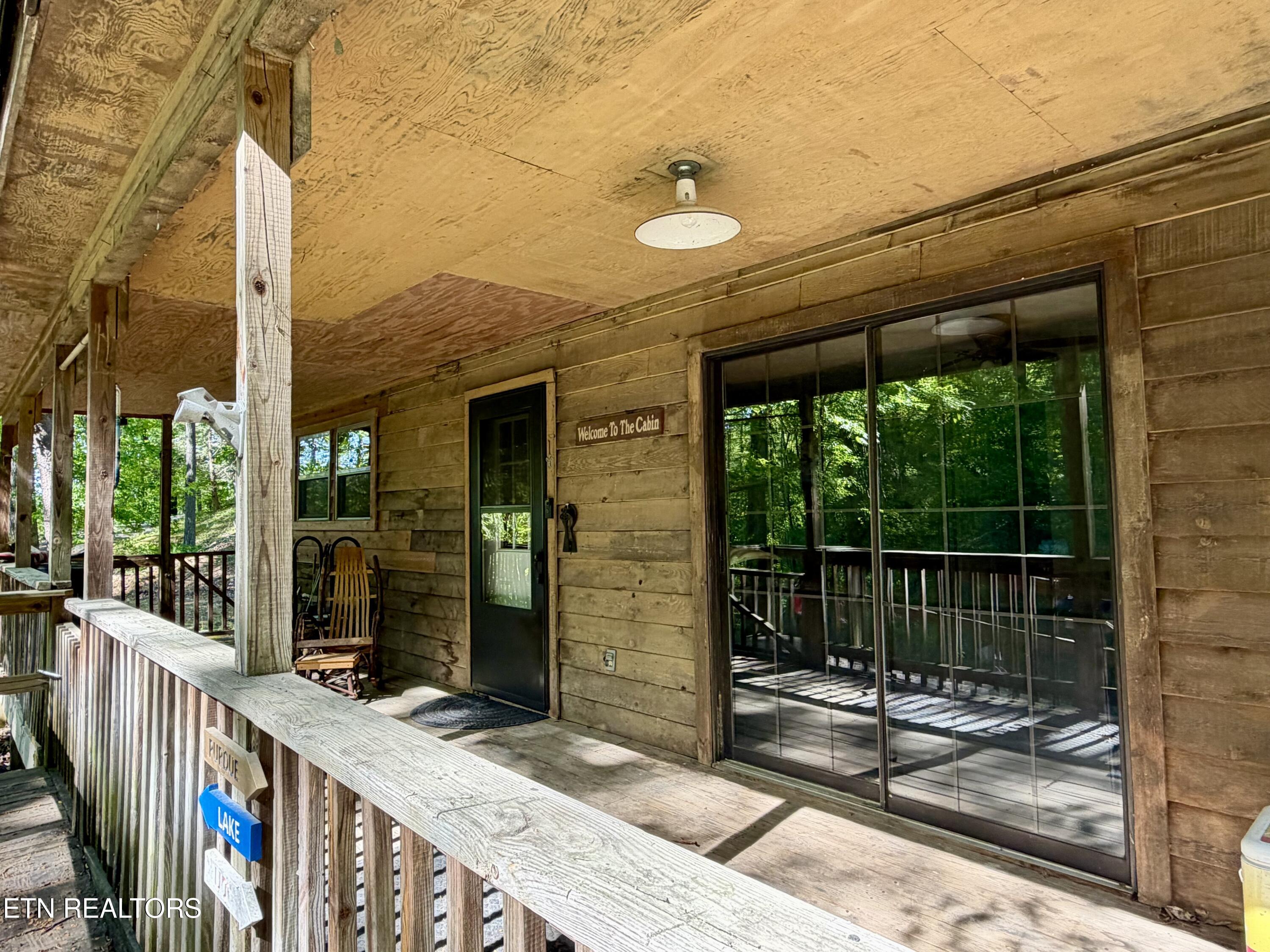 110 Laguna Vista Drive Caryville TN 37714