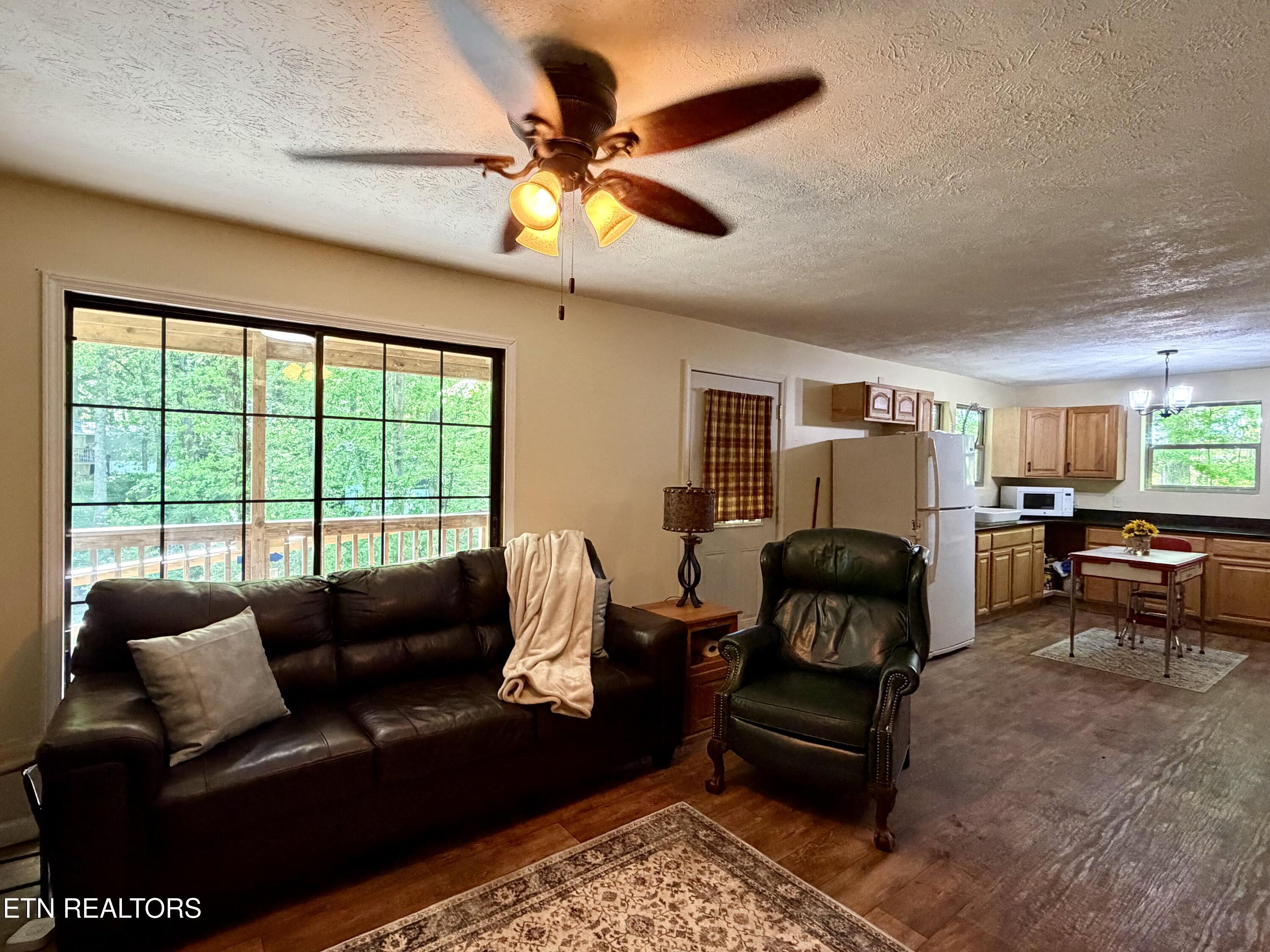 110 Laguna Vista Drive Caryville TN 37714