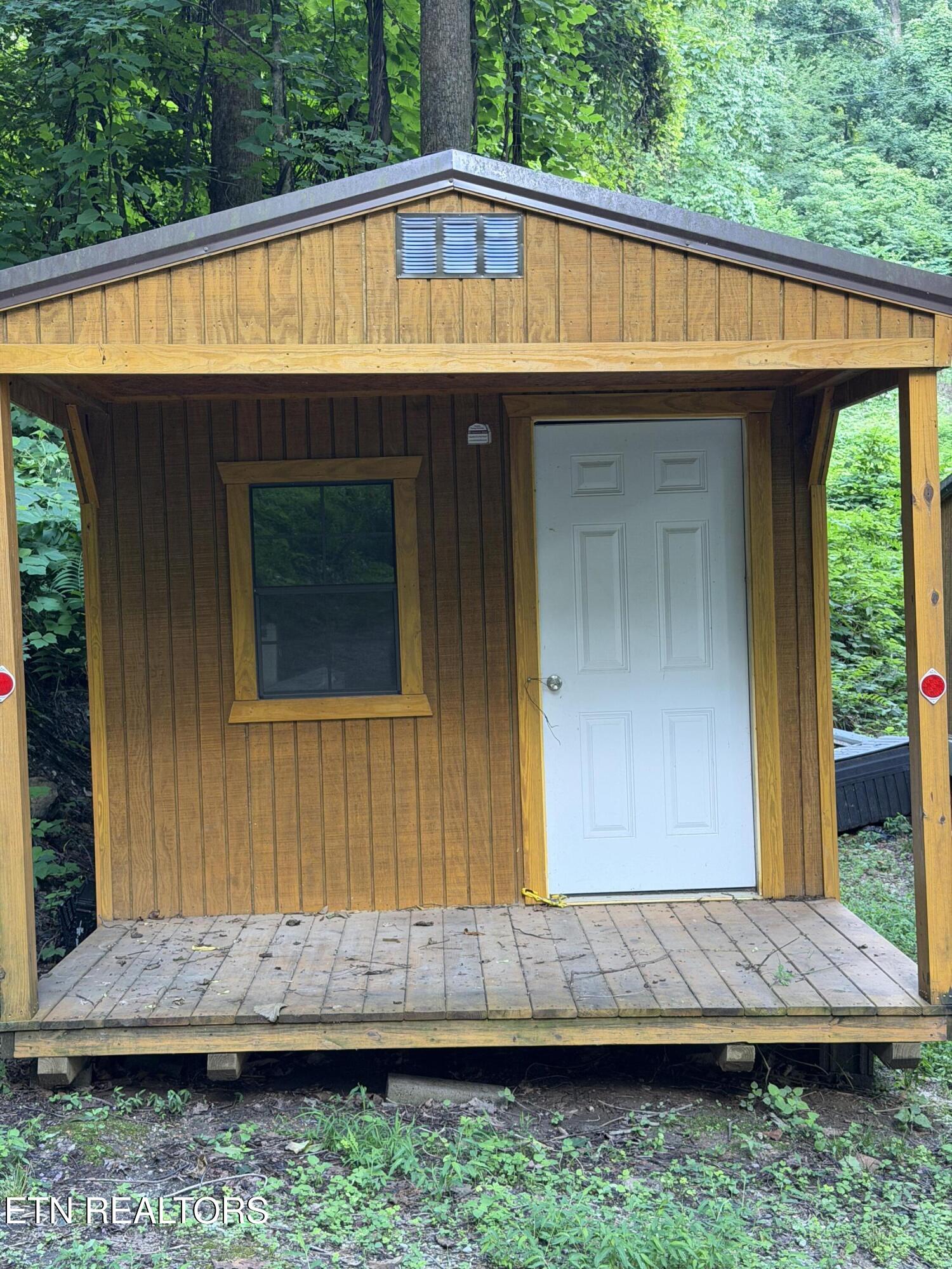 110 Laguna Vista Drive Caryville TN 37714