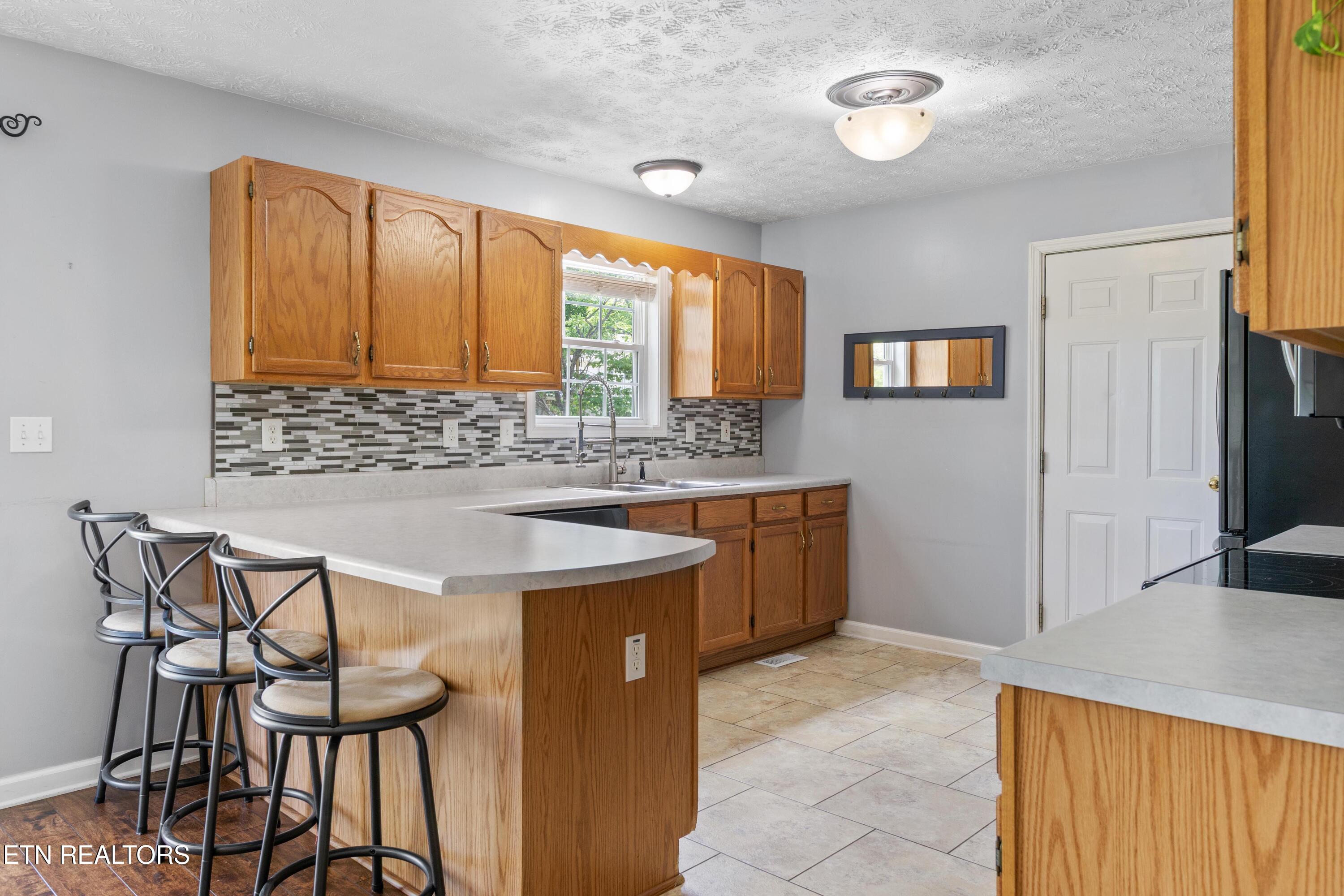355 Eagle Bluff Road Jacksboro TN 37757