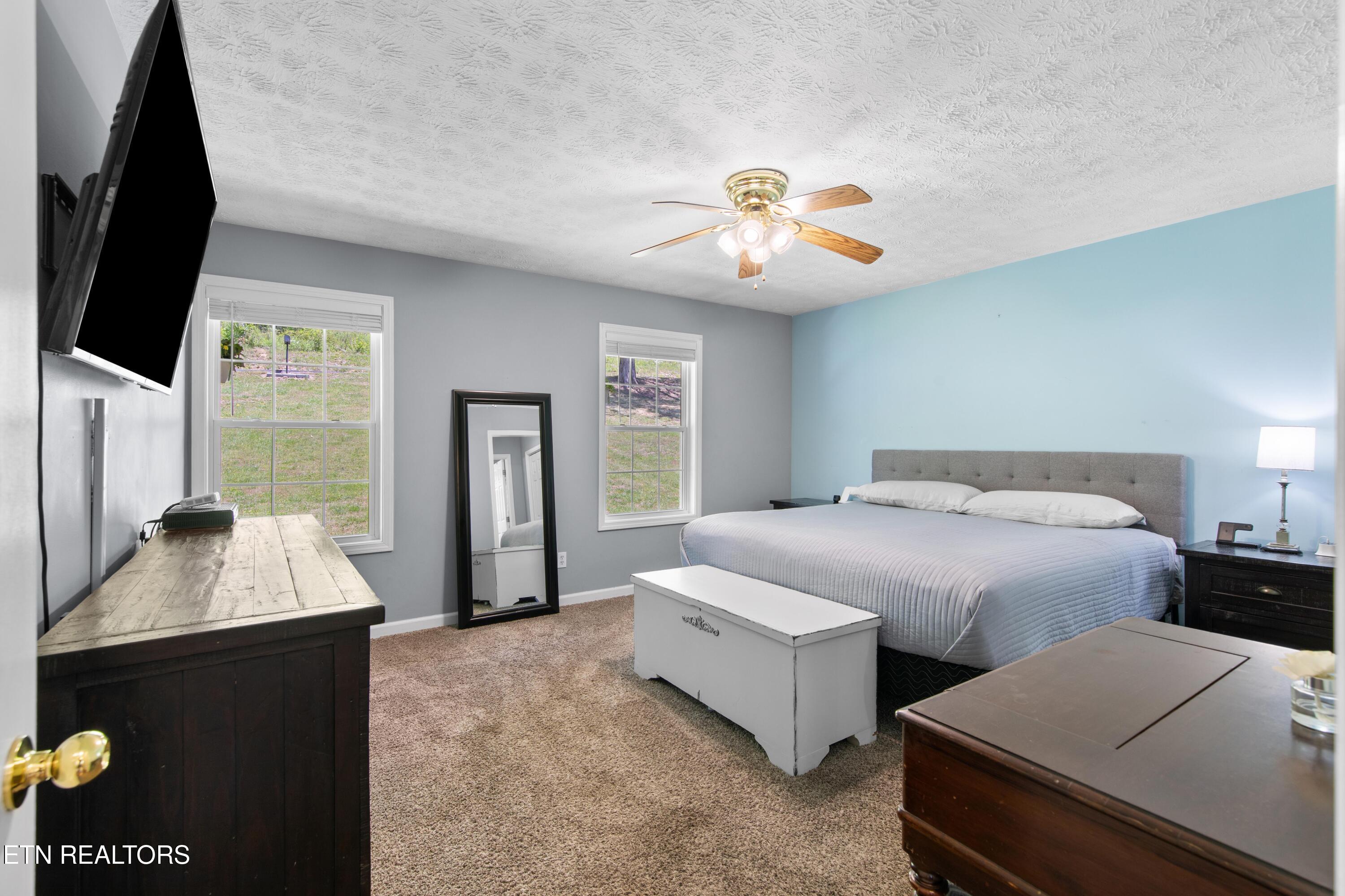 355 Eagle Bluff Road Jacksboro TN 37757