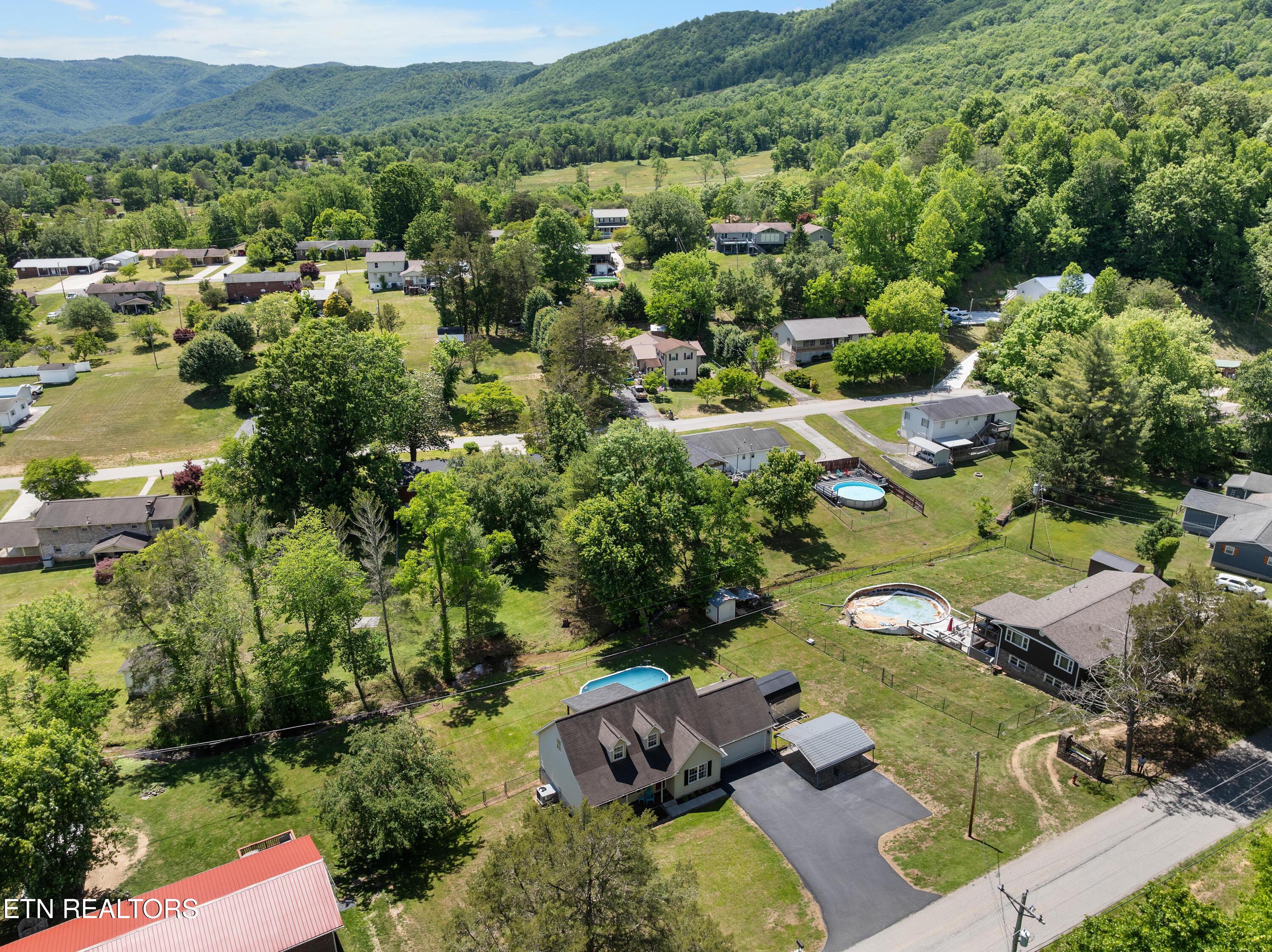 355 Eagle Bluff Road Jacksboro TN 37757