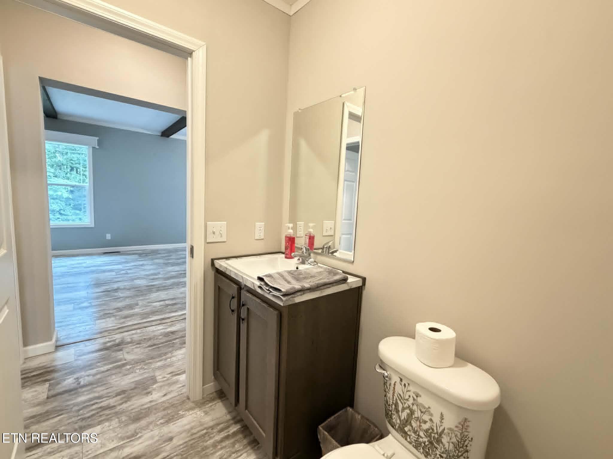 381 Dixon Road Crossville TN 38571