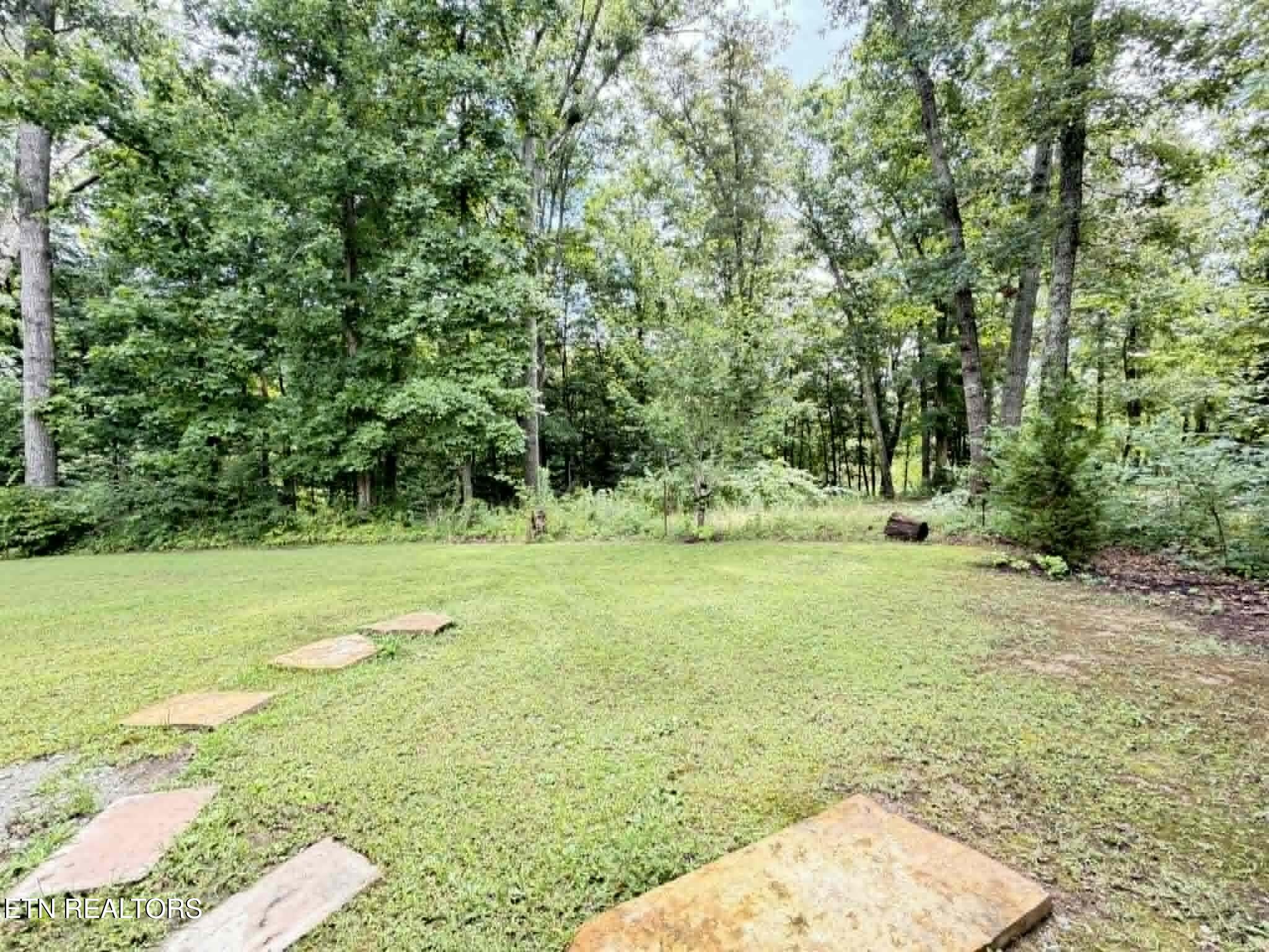 381 Dixon Road Crossville TN 38571