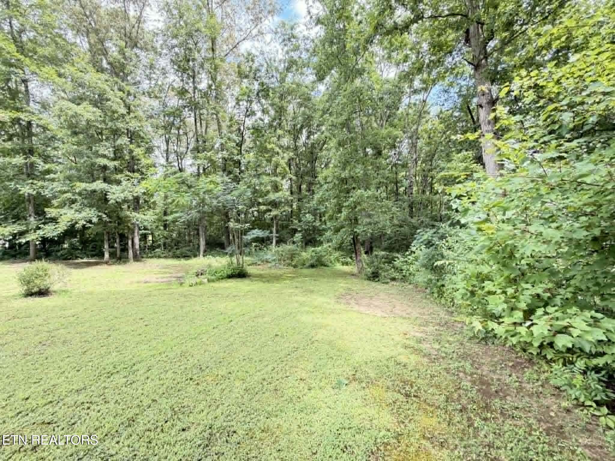381 Dixon Road Crossville TN 38571