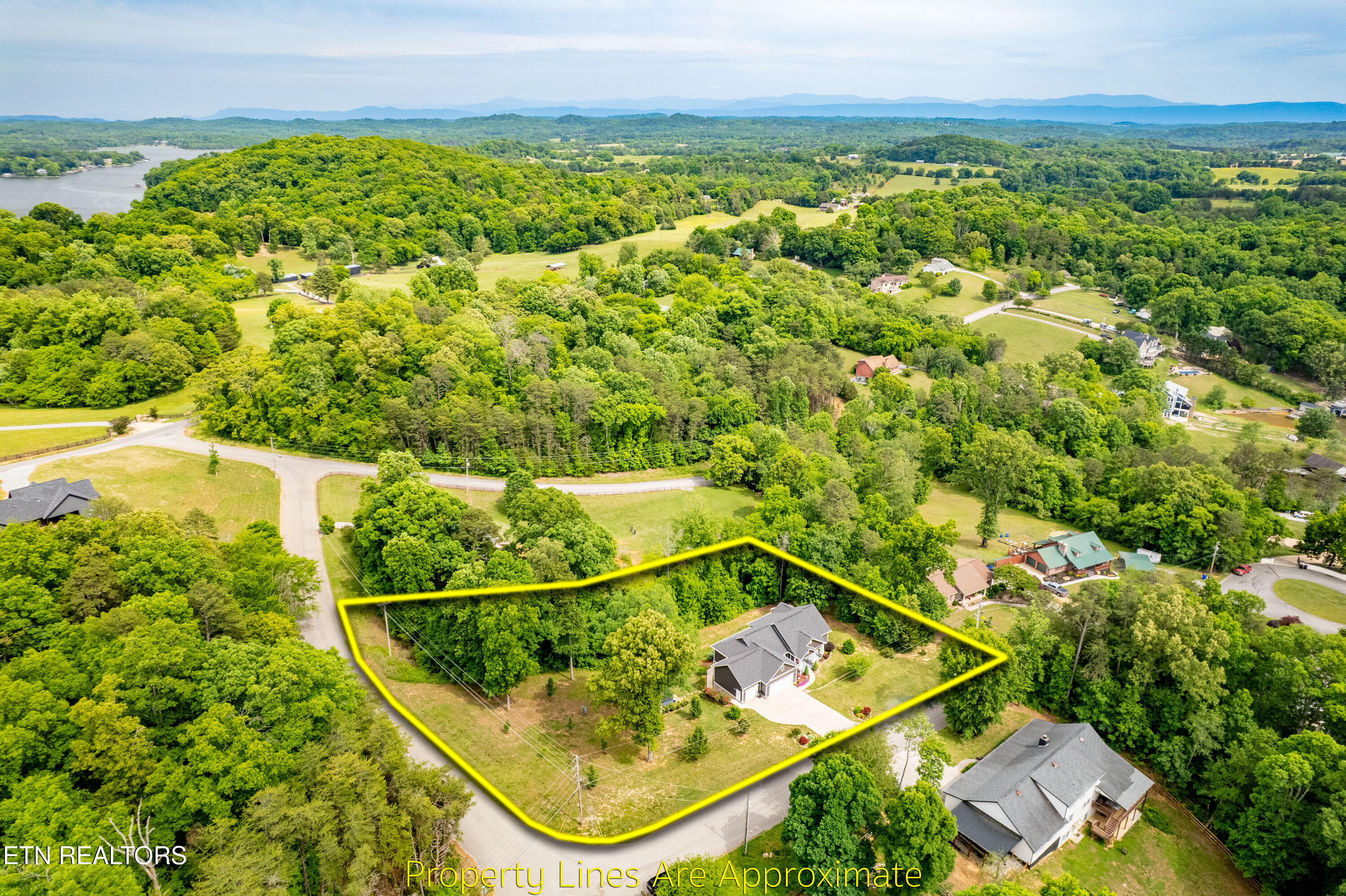 722 Rio Drive Friendsville TN 37737
