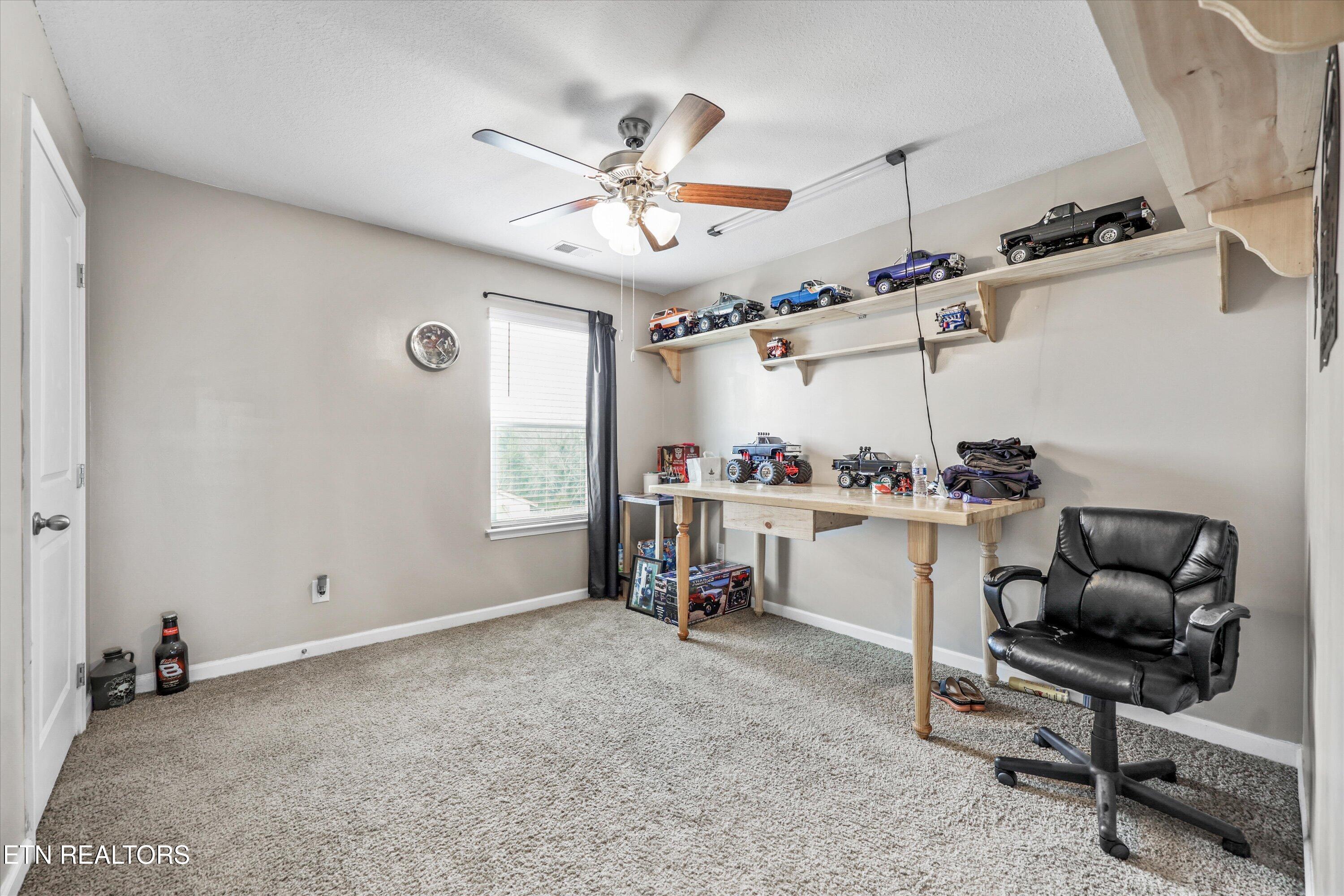 8137 Dennis Fox Ln Lane Knoxville TN 37938