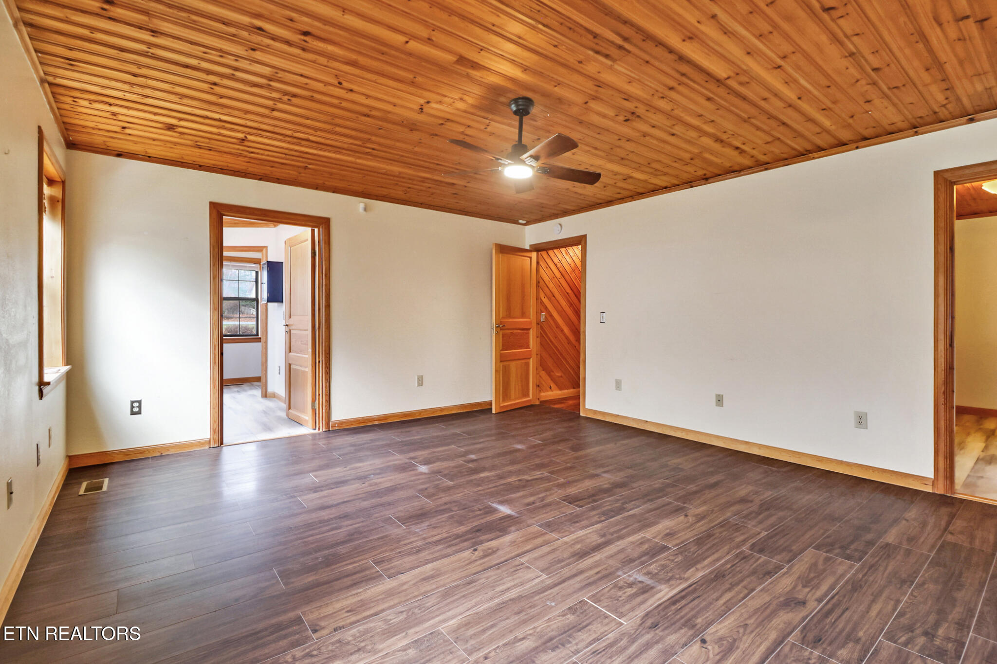573 Mockingbird Drive Crossville TN 38555