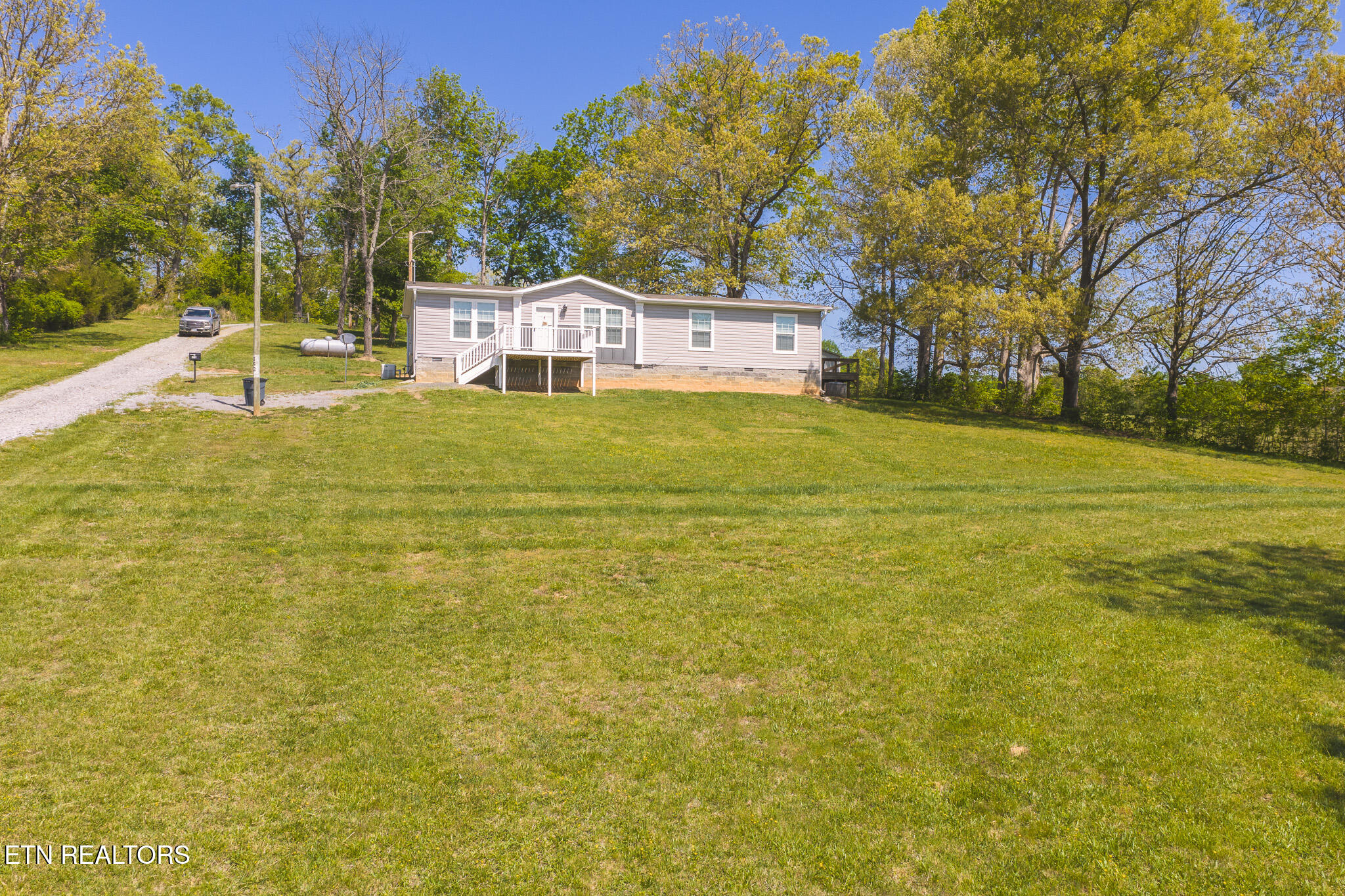 152 Keisling Road Bybee TN 37713