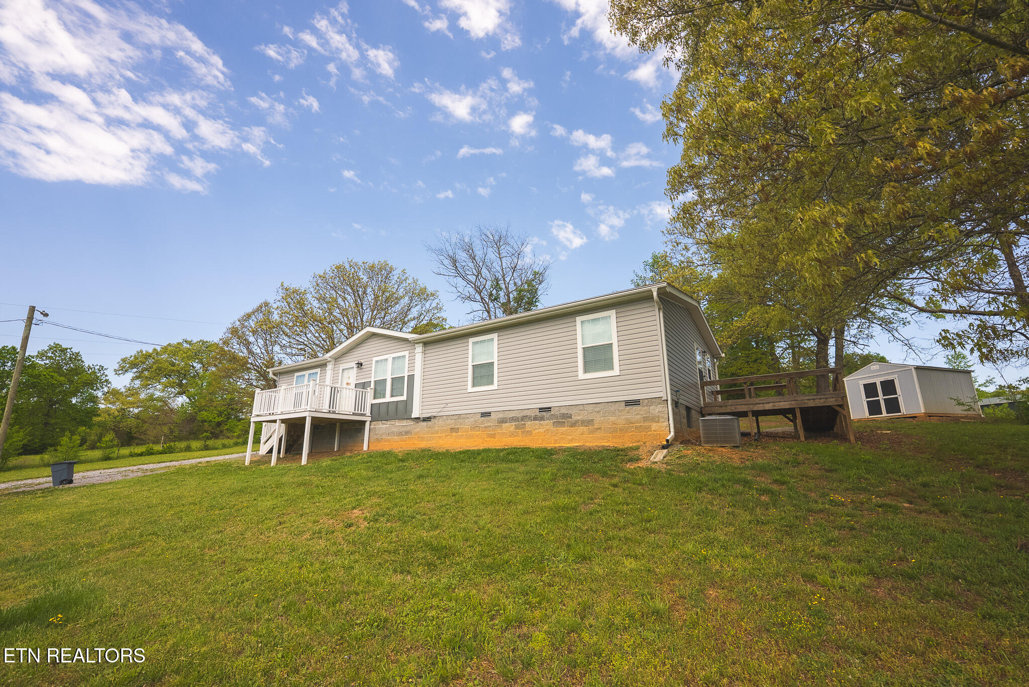 152 Keisling Road Bybee TN 37713