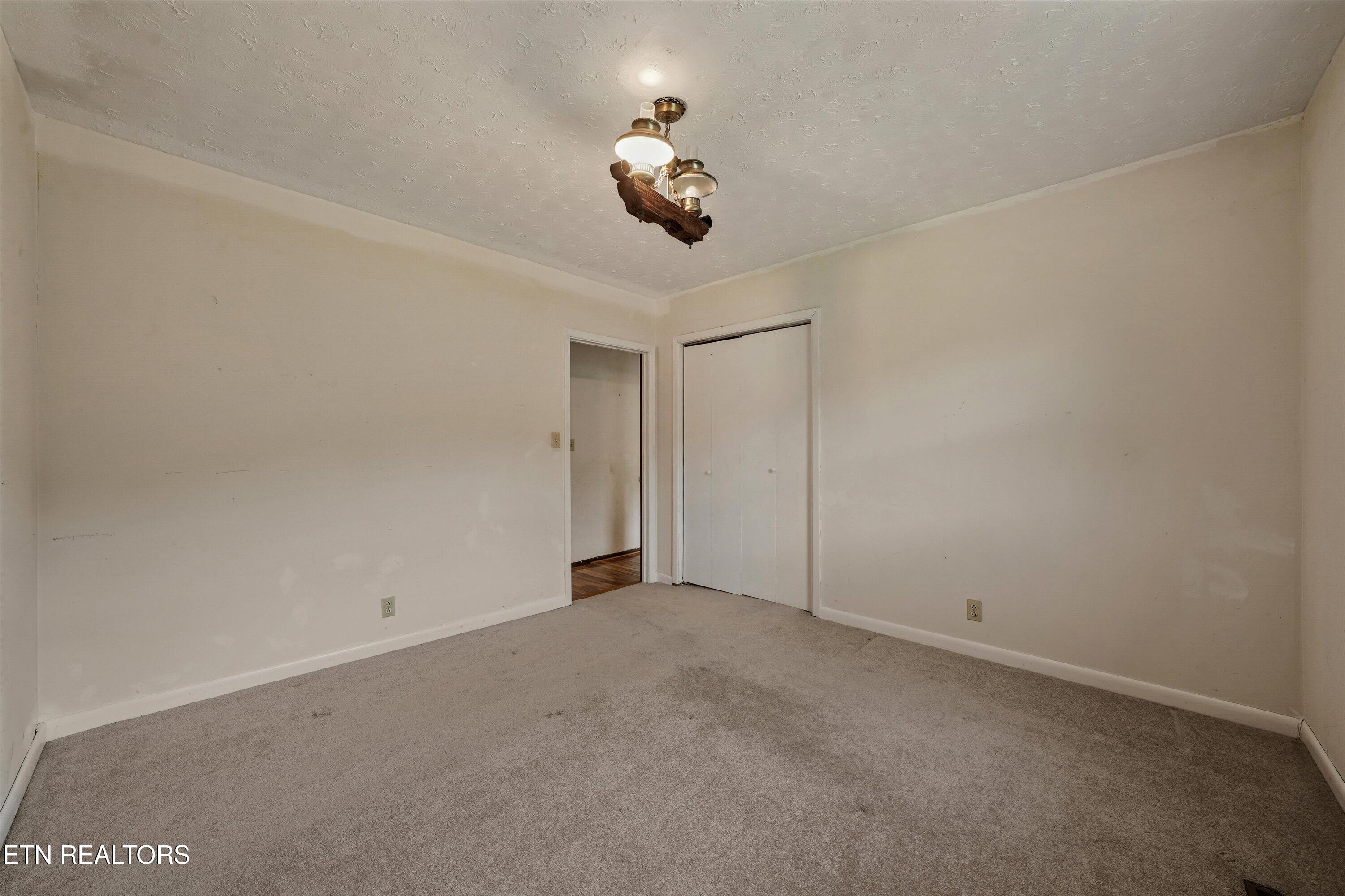 6451 Sevierville Pike Knoxville TN 37920