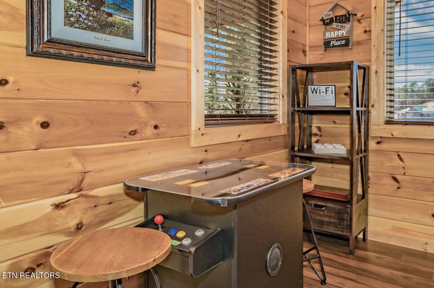 935 Mcmakin Way Pigeon Forge TN 37863