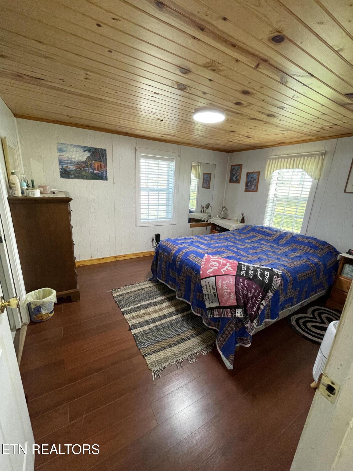 1951 Hall Road Clarkrange TN 38553