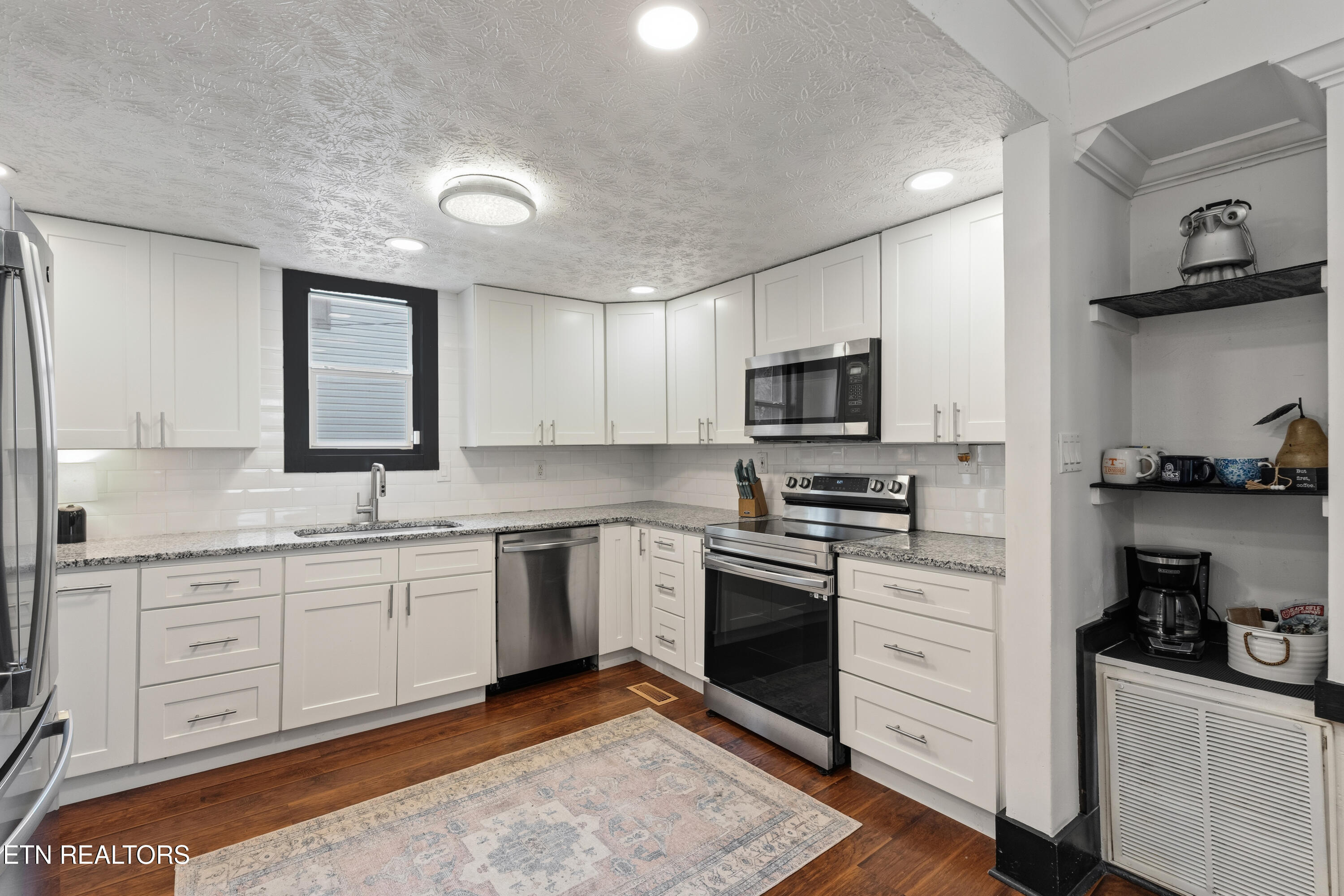 1608 Wilder Place Knoxville TN 37915