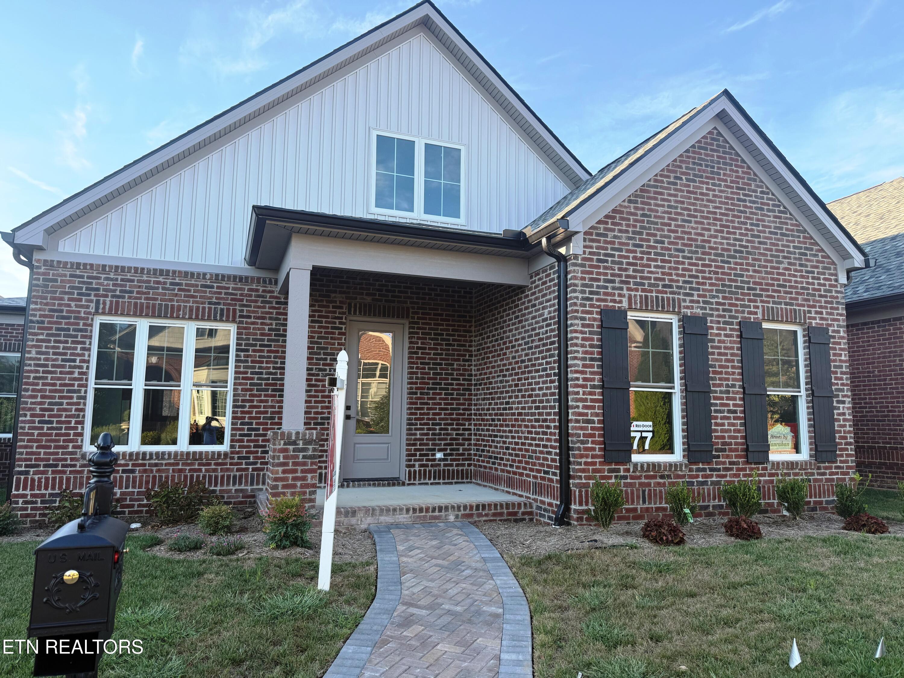 77 Royal Troon Circle Oak Ridge TN 37830