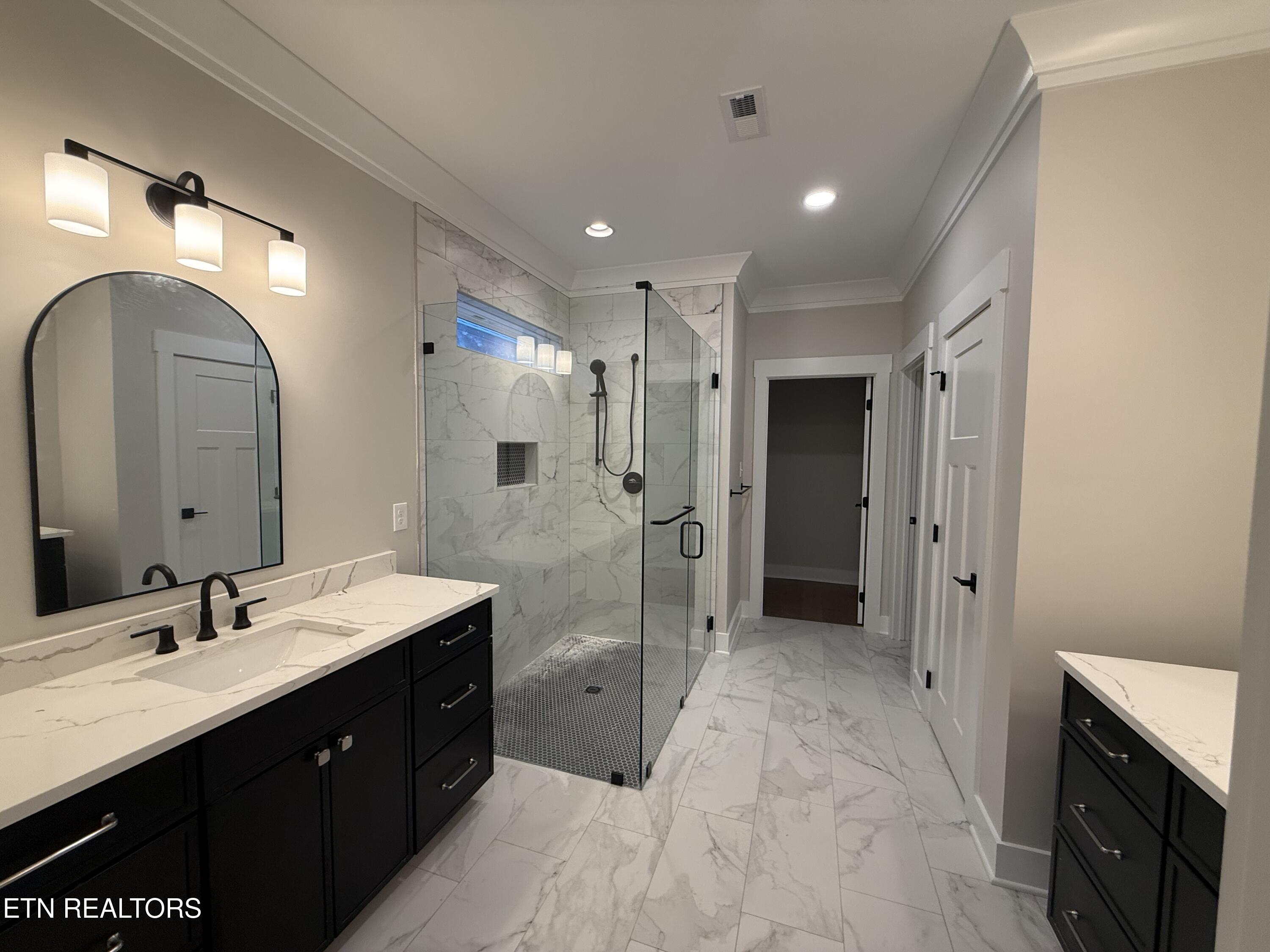 77 Royal Troon Circle Oak Ridge TN 37830