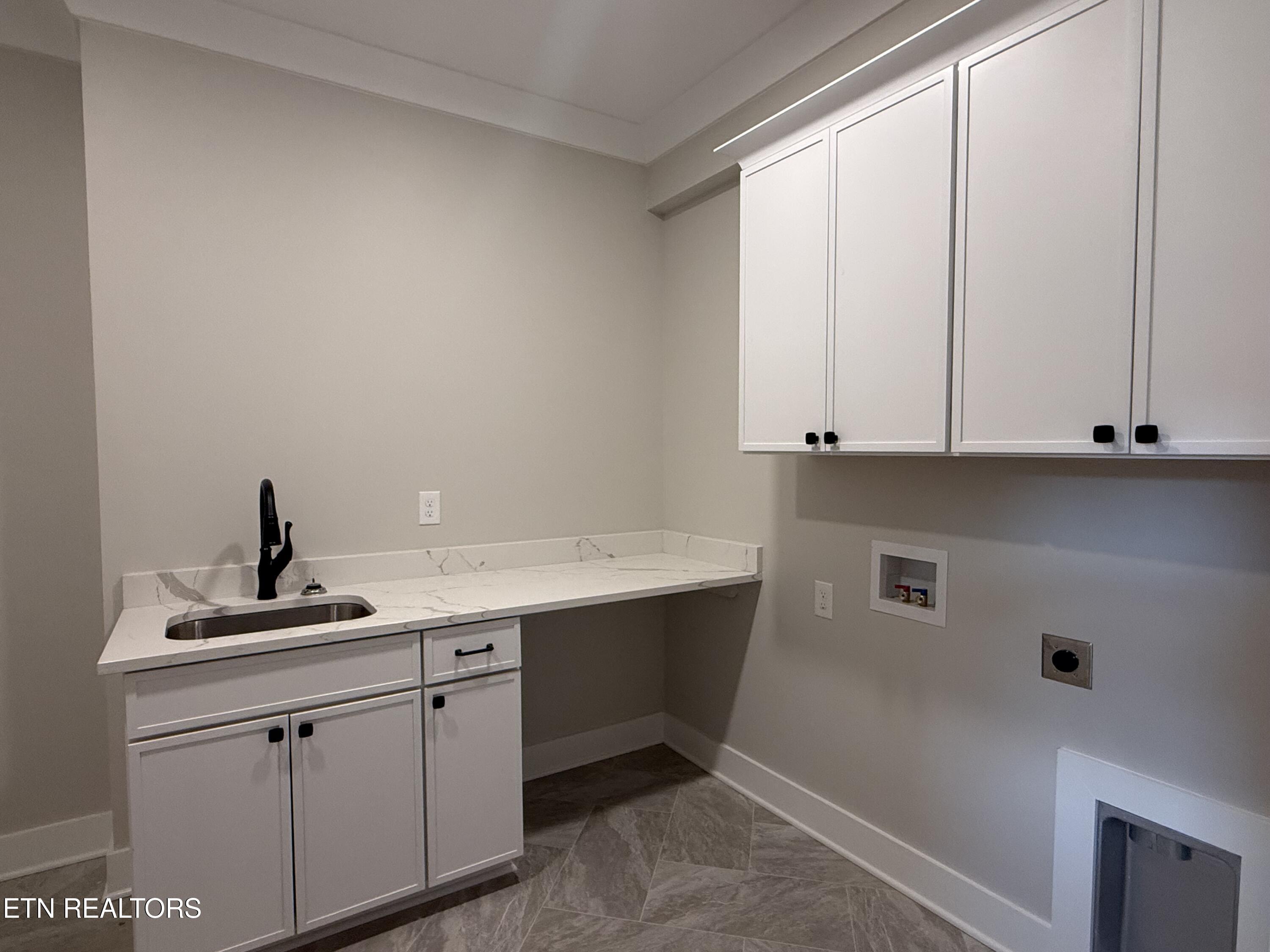 77 Royal Troon Circle Oak Ridge TN 37830