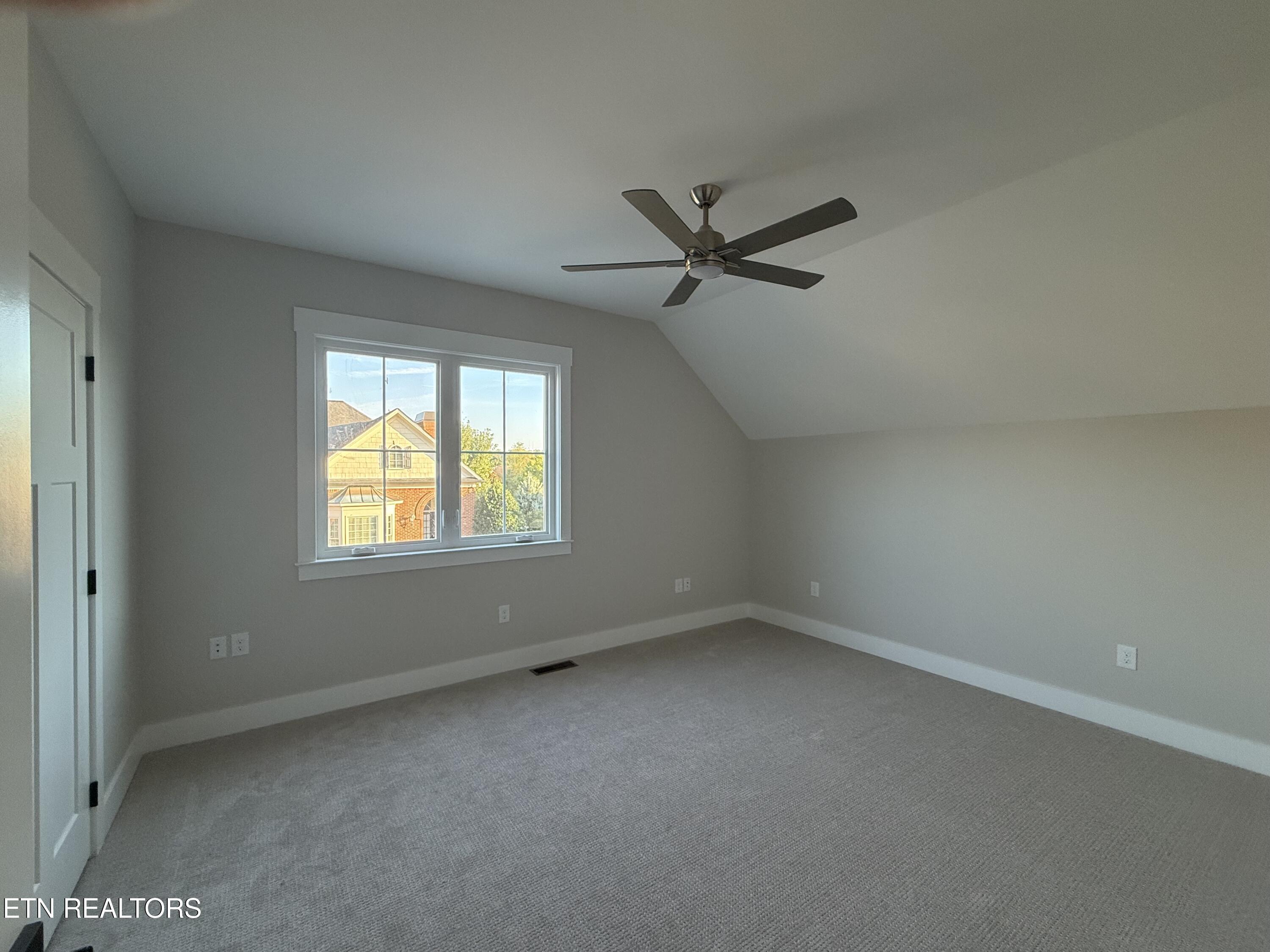 77 Royal Troon Circle Oak Ridge TN 37830