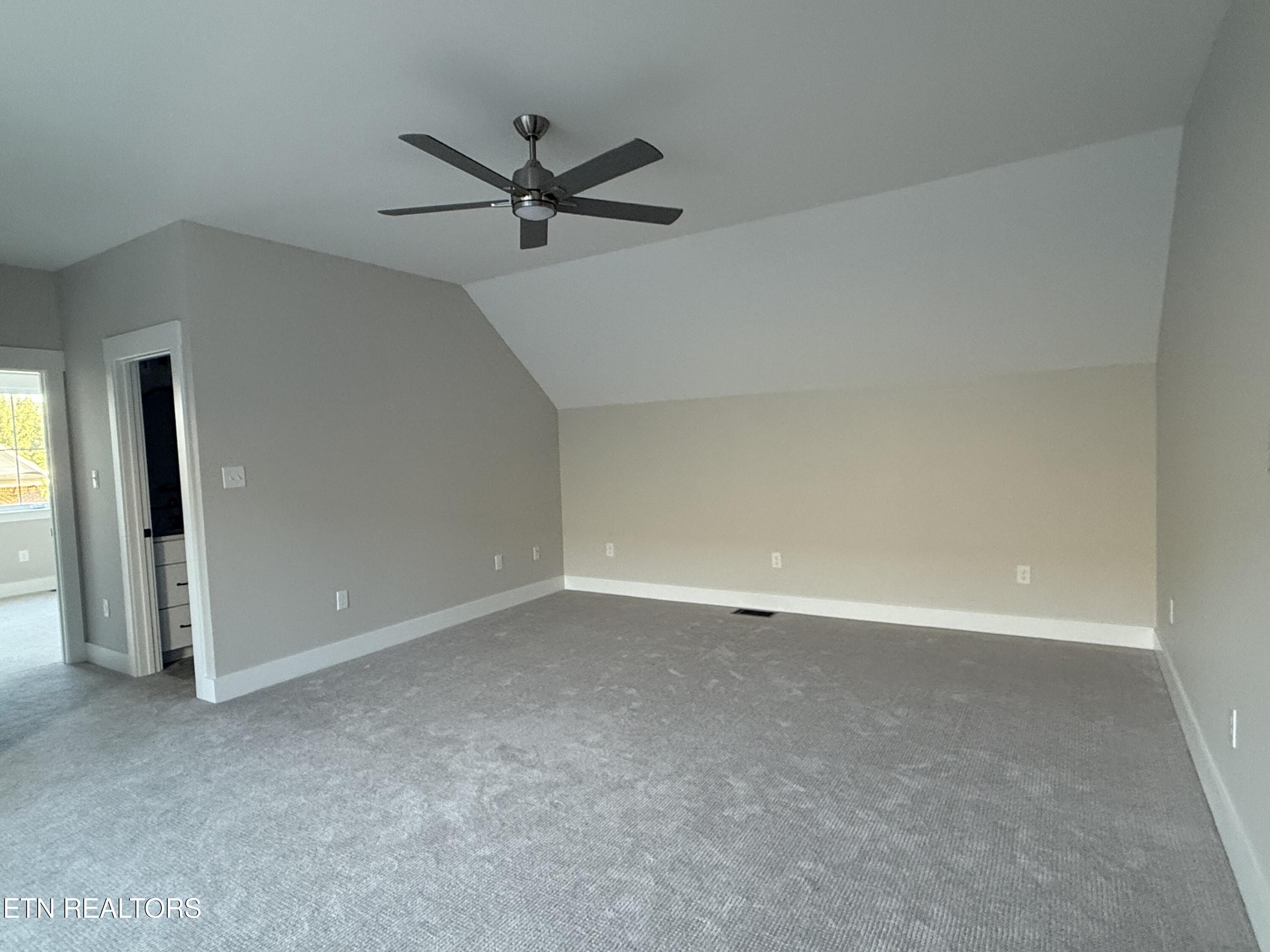 77 Royal Troon Circle Oak Ridge TN 37830