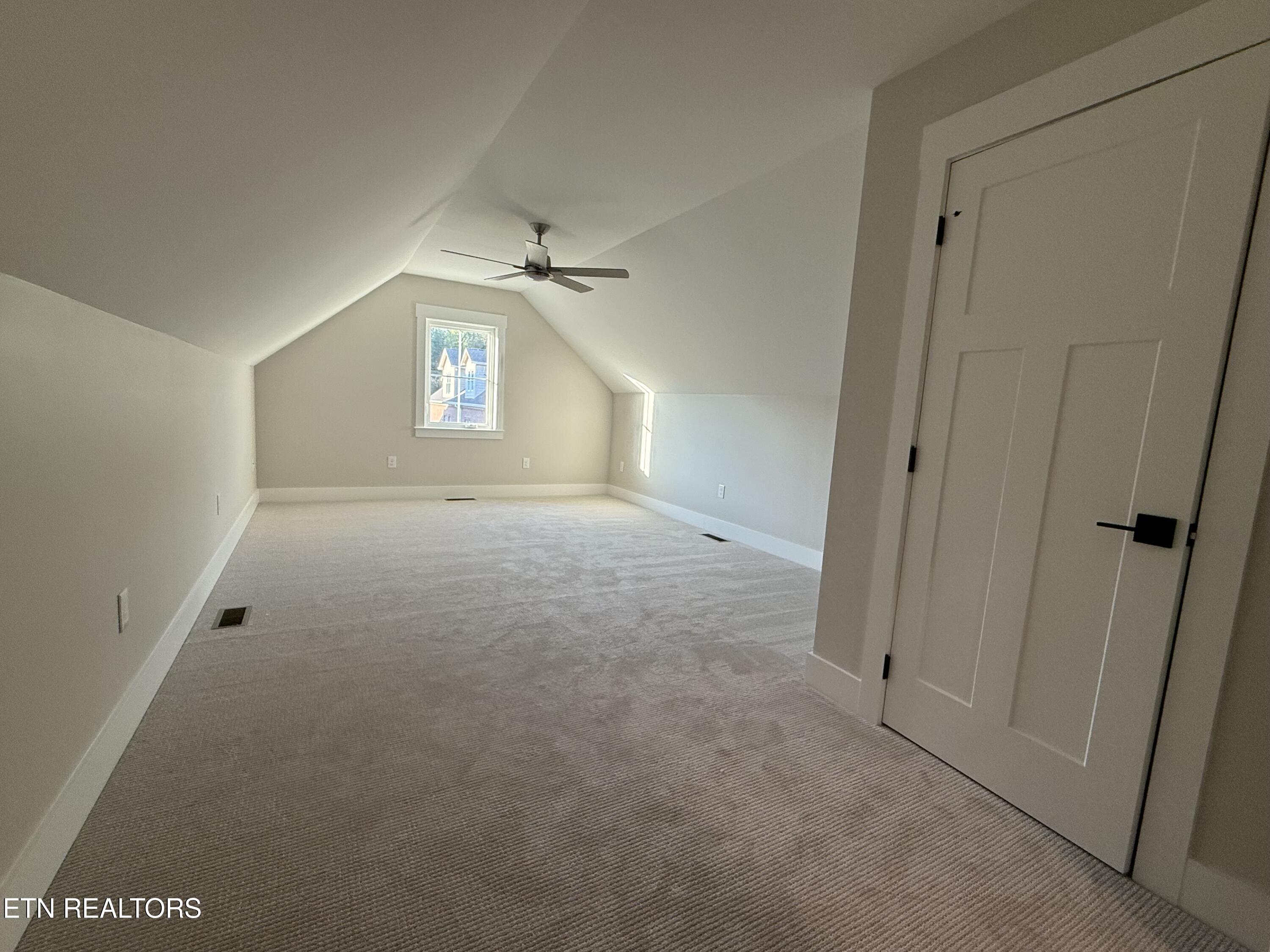 77 Royal Troon Circle Oak Ridge TN 37830