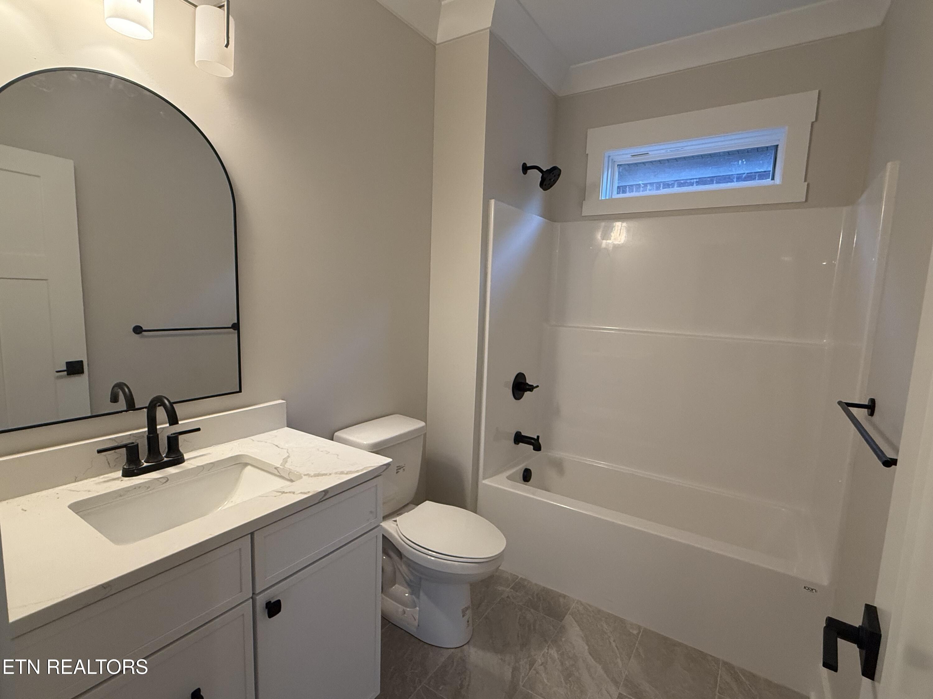 77 Royal Troon Circle Oak Ridge TN 37830