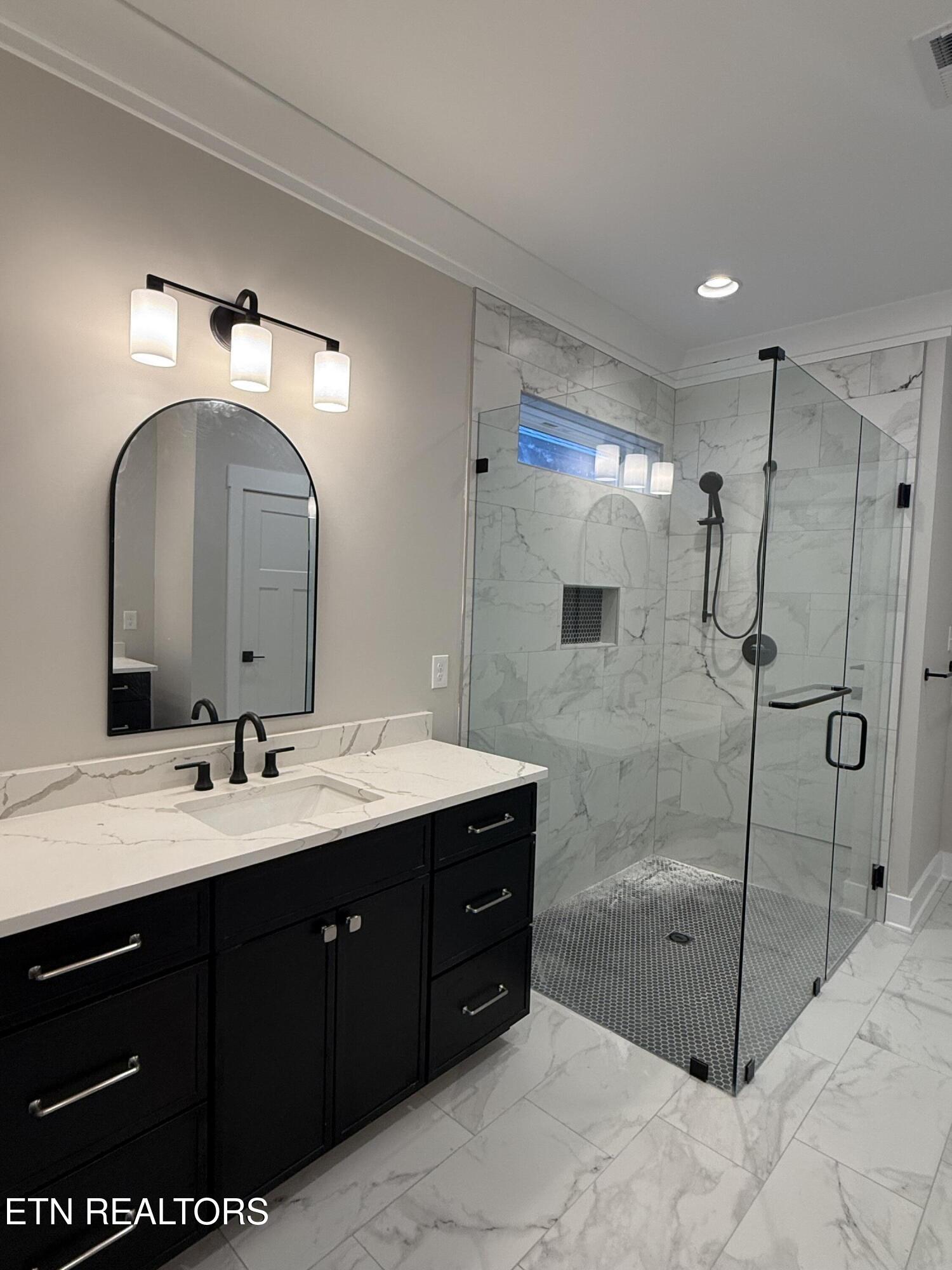 77 Royal Troon Circle Oak Ridge TN 37830