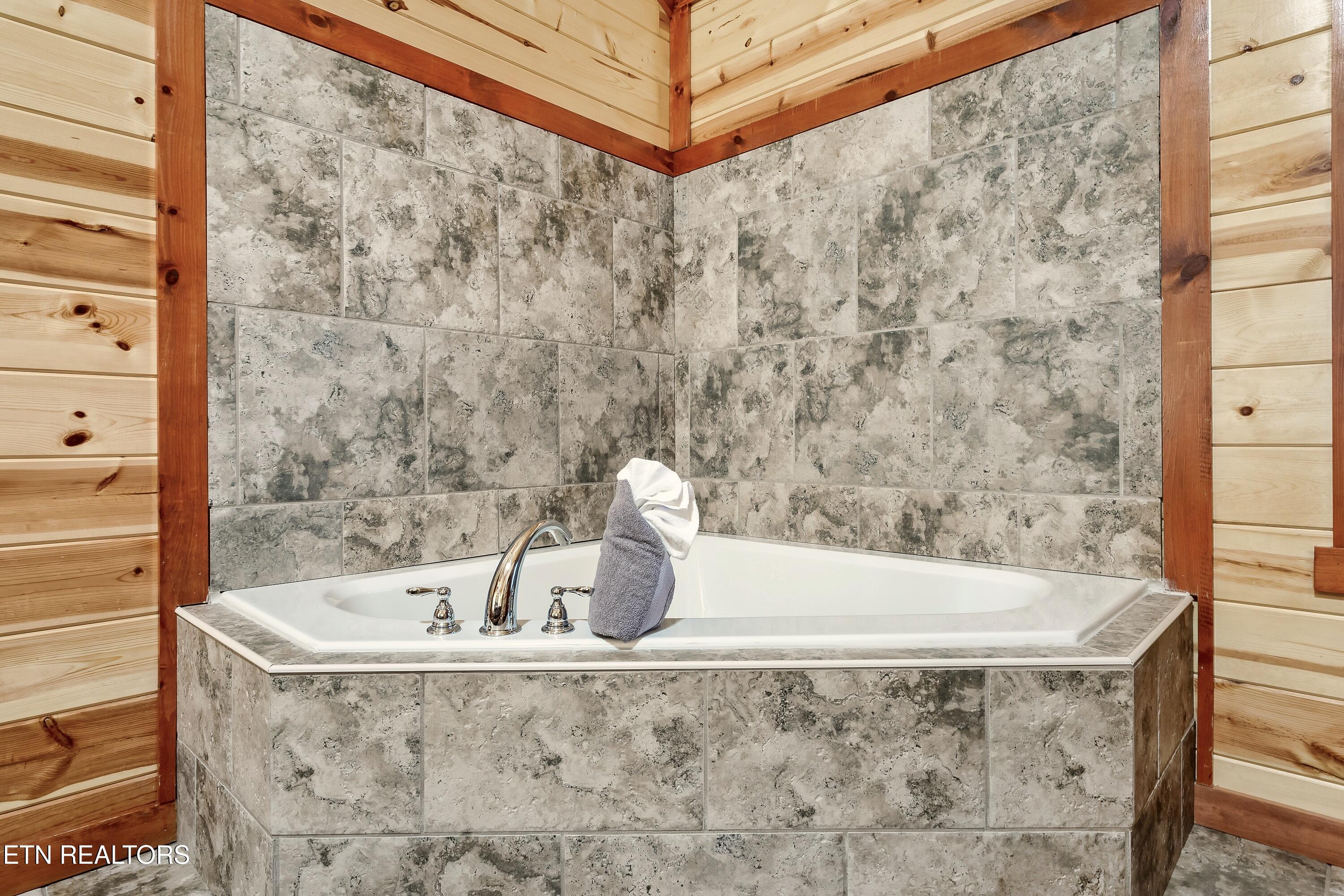 2303 Boulder Way Sevierville TN 37862