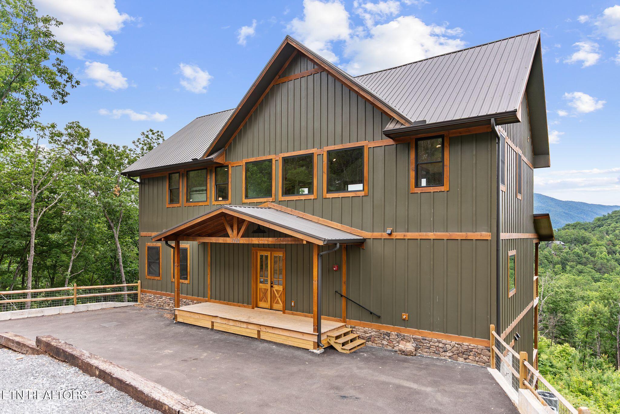 2054 Spurling Road Sevierville TN 37862
