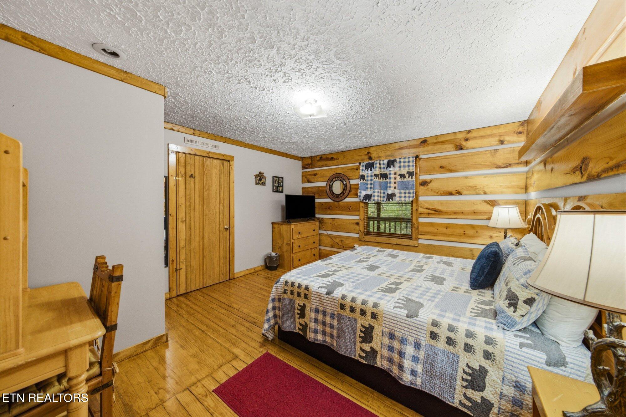 2684 Valley Heights Drive Pigeon Forge TN 37863