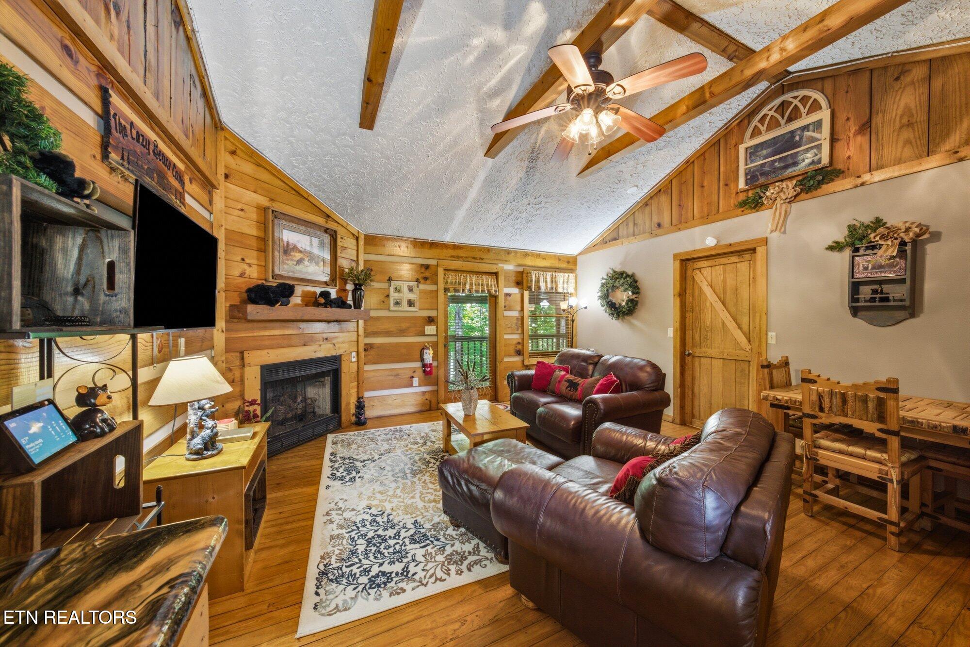 2684 Valley Heights Drive Pigeon Forge TN 37863