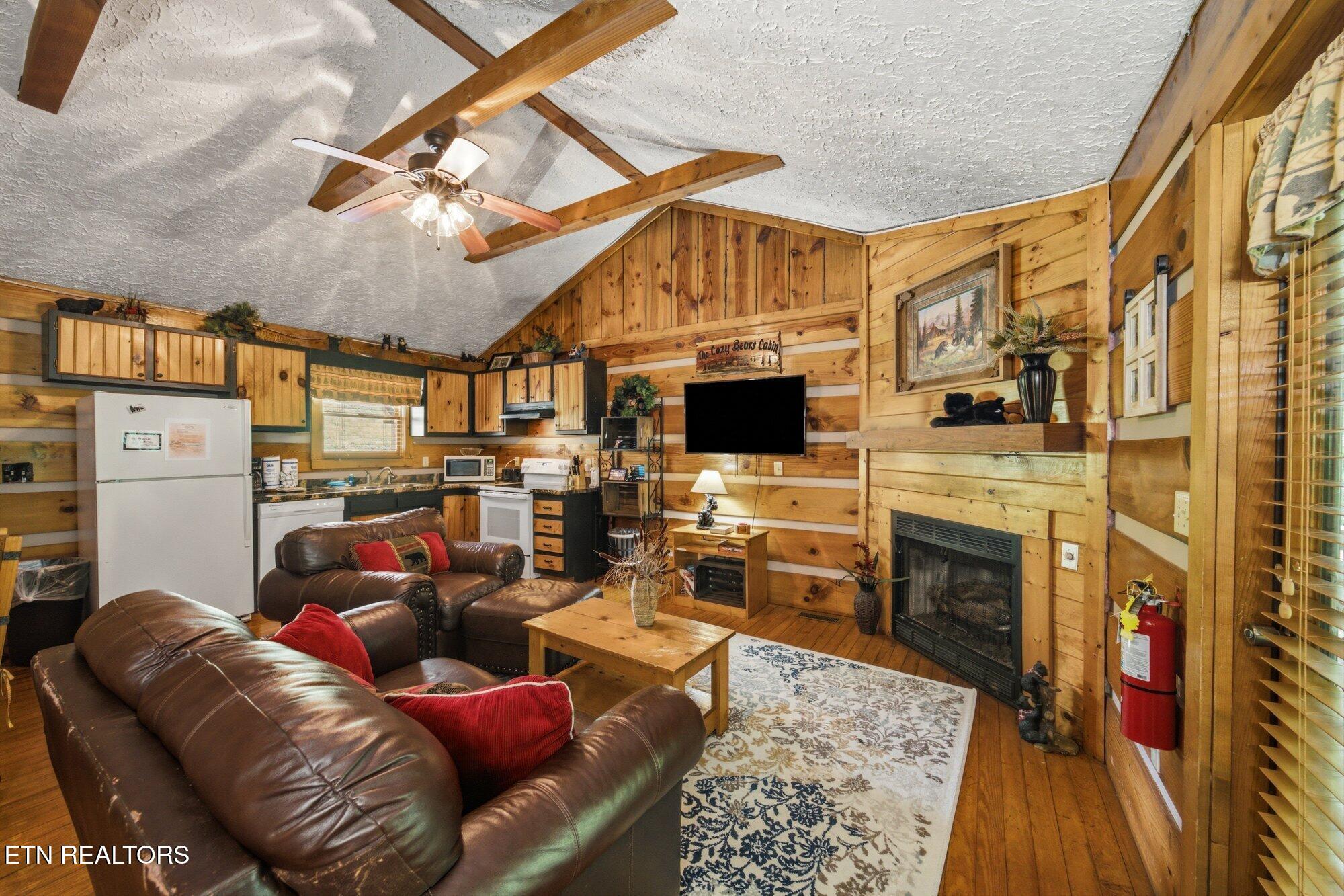 2684 Valley Heights Drive Pigeon Forge TN 37863