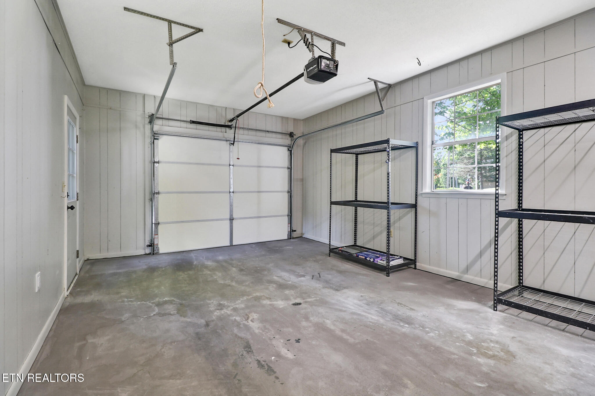 131 Berkshire Loop Crossville TN 38558