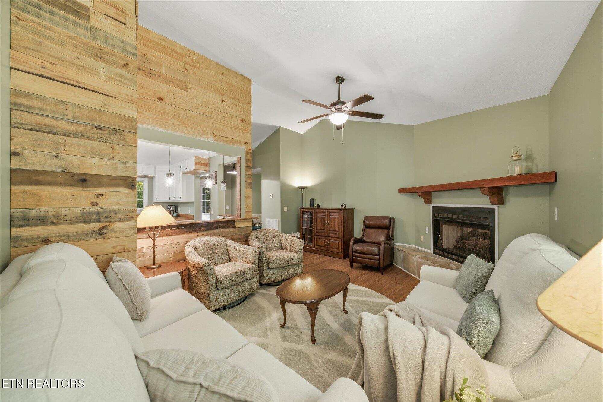 688 Ownby Drive Gatlinburg TN 37738