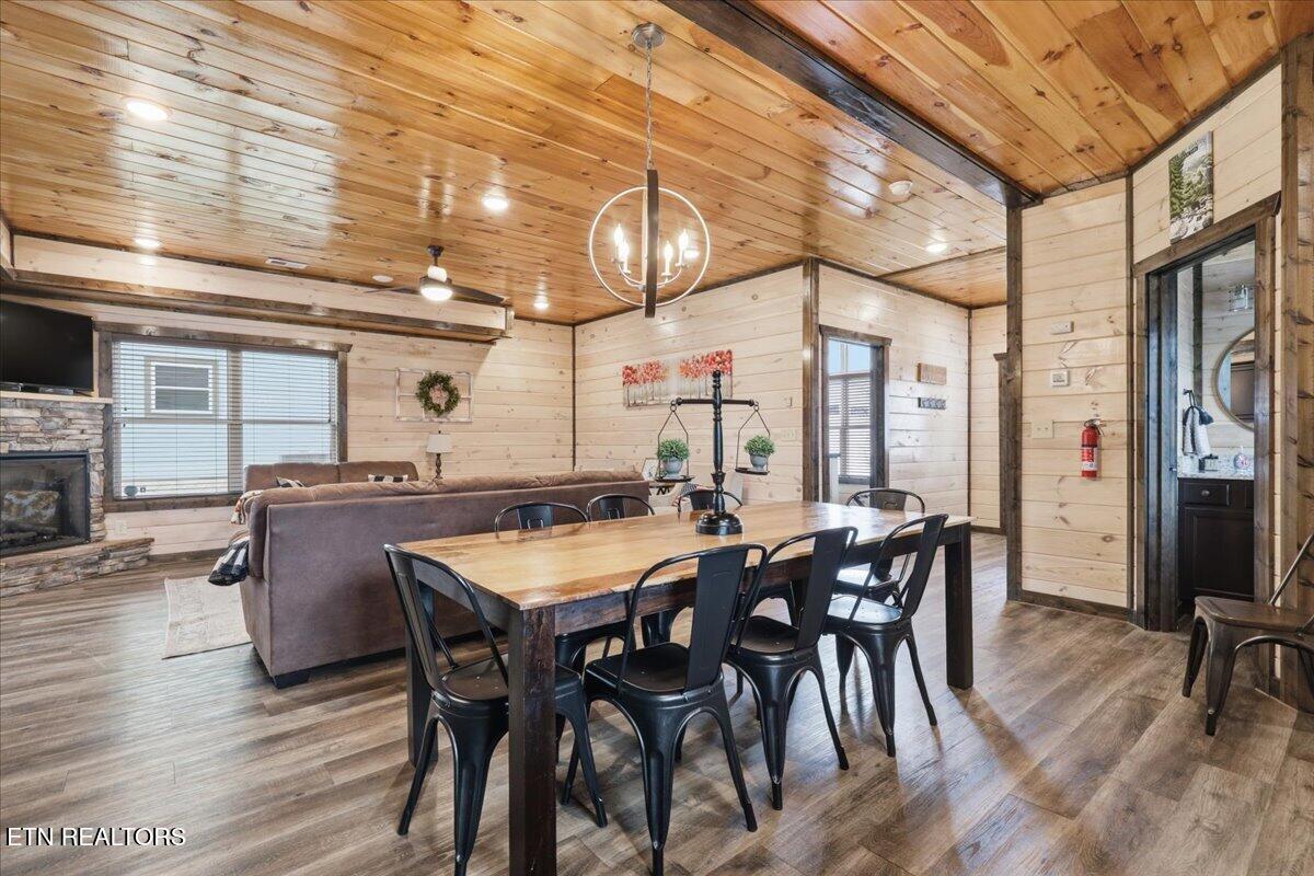 850 Osprey Way Pigeon Forge TN 37863