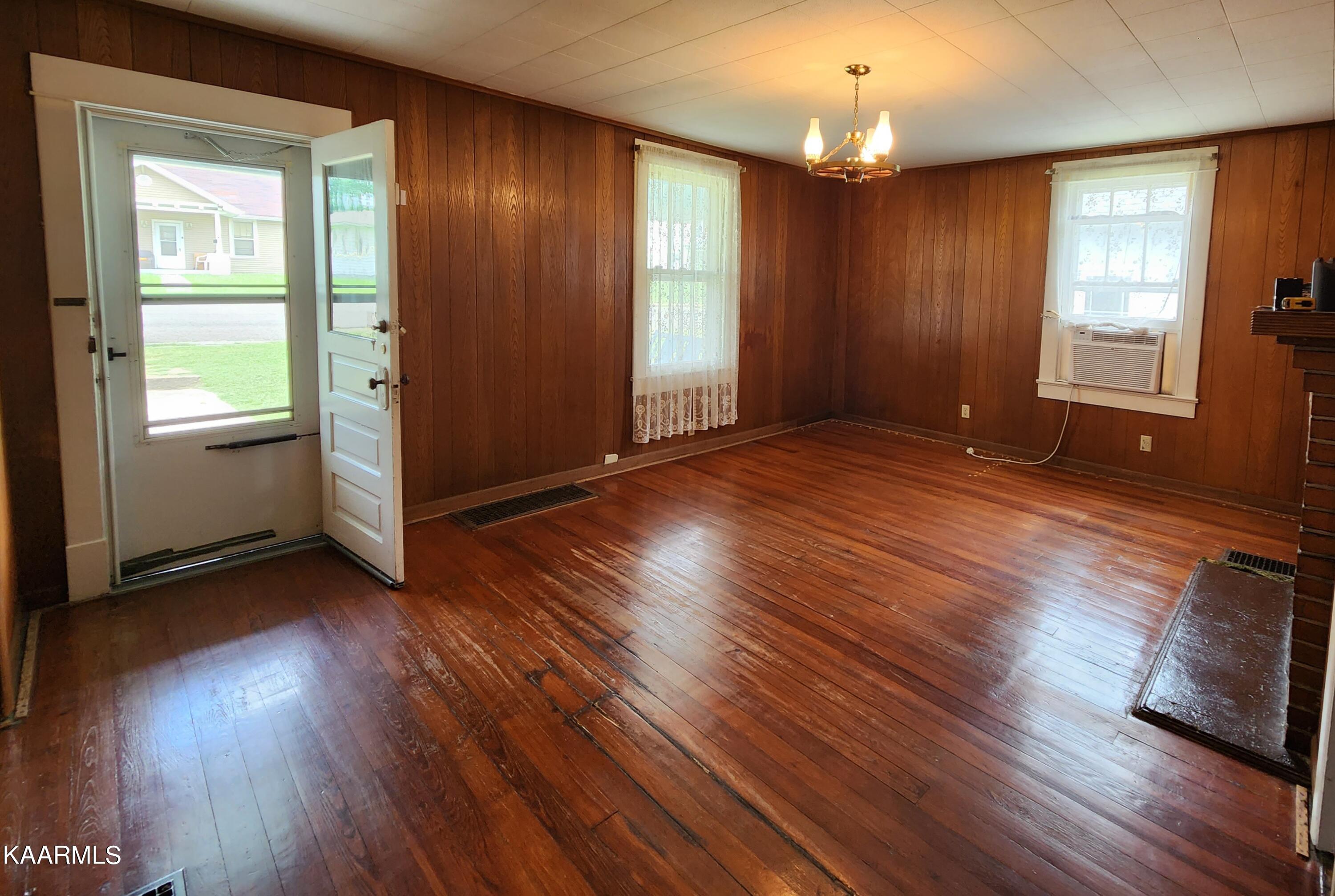 908 Virginia Avenue Knoxville TN 37921