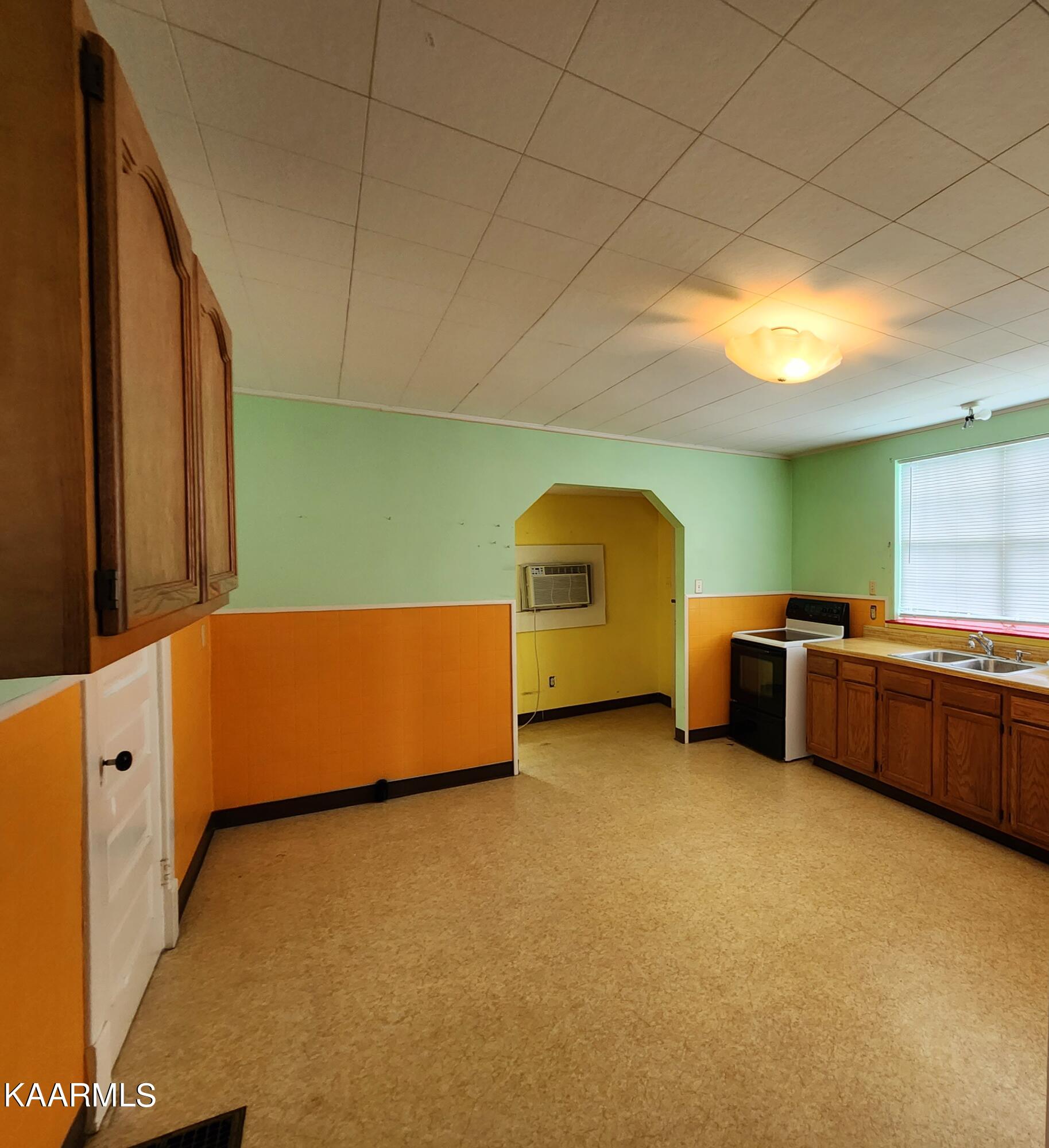 908 Virginia Avenue Knoxville TN 37921