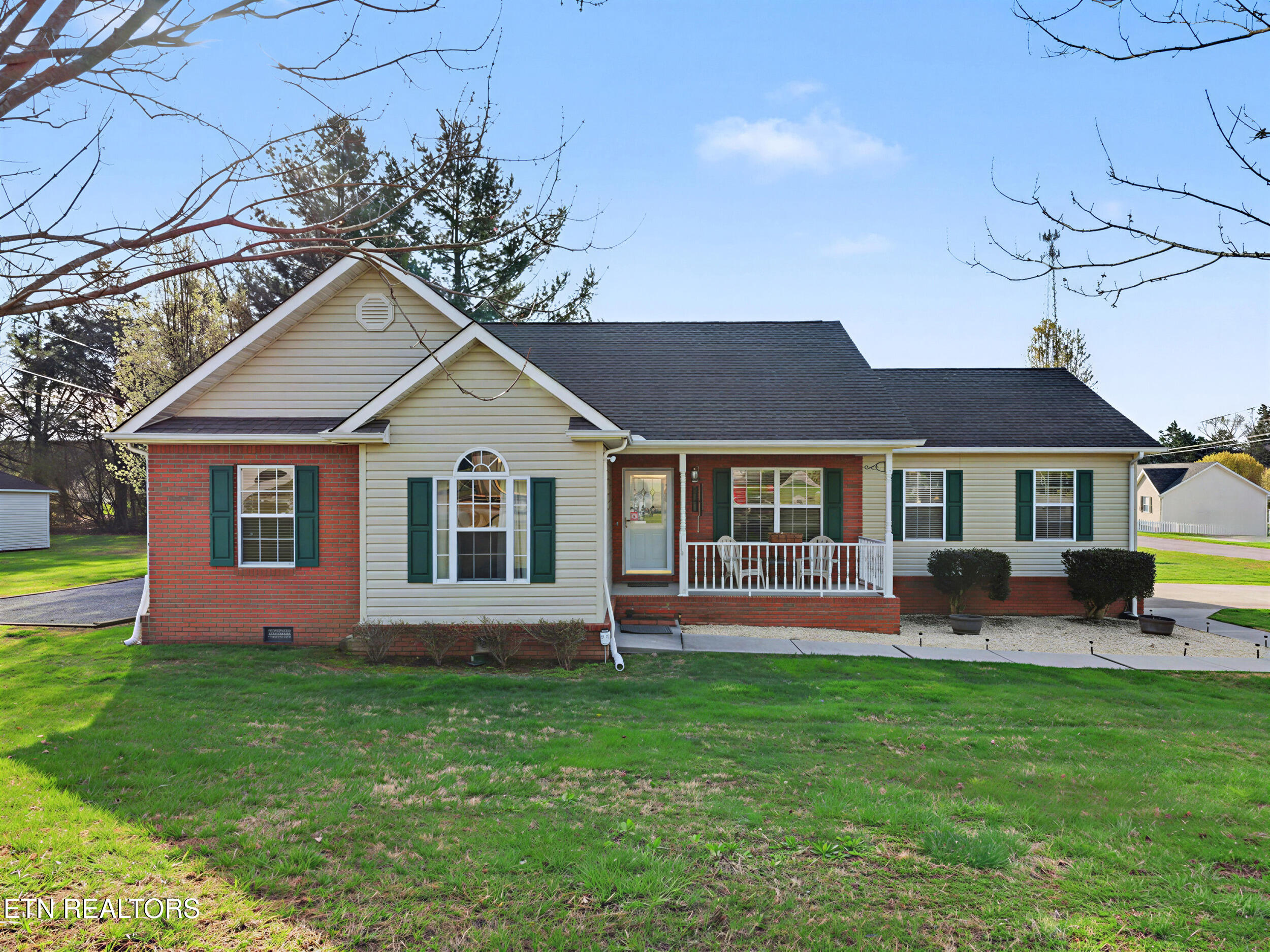 225 Acorn Drive Plainview TN 37721
