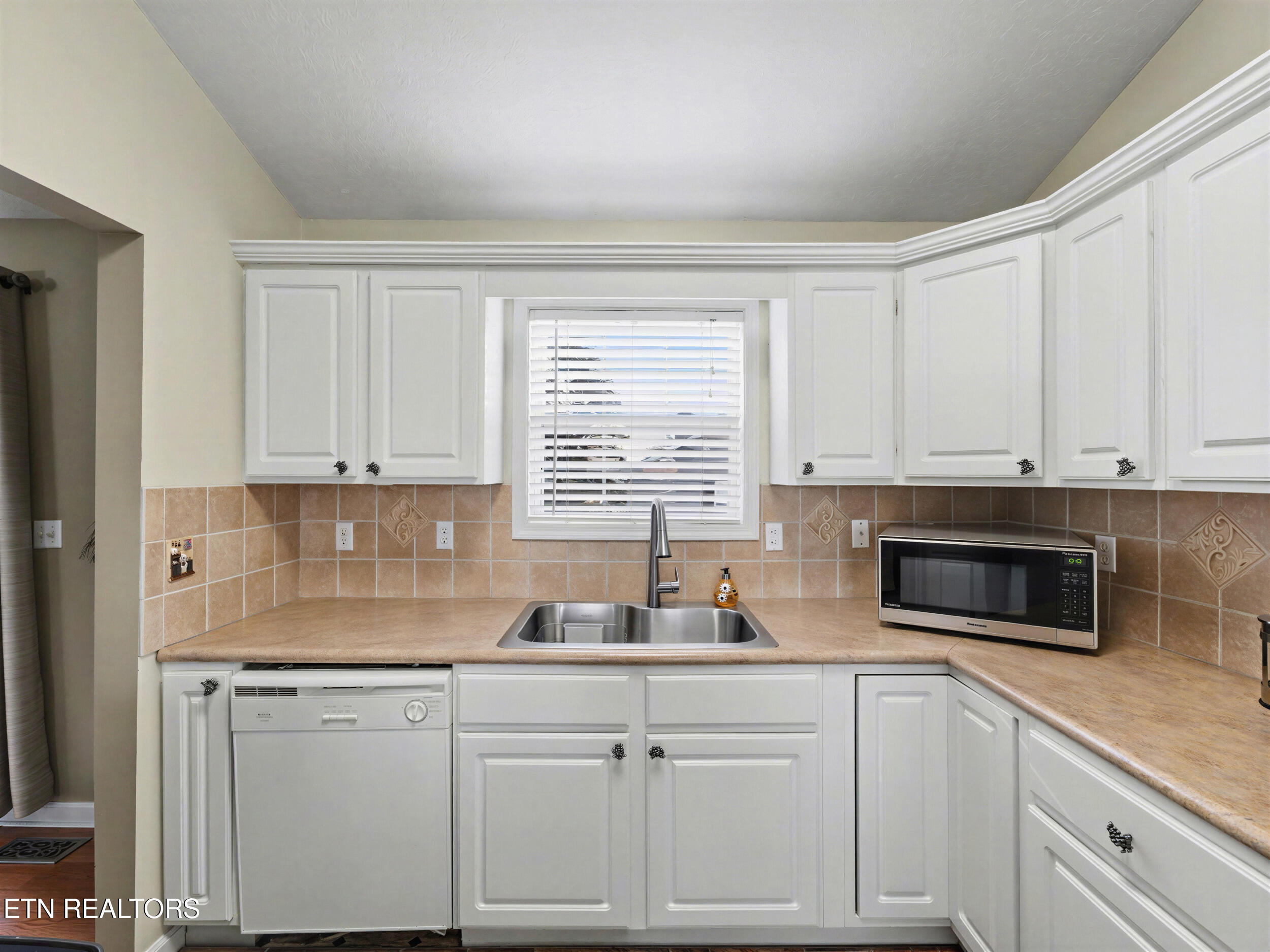 225 Acorn Drive Plainview TN 37721