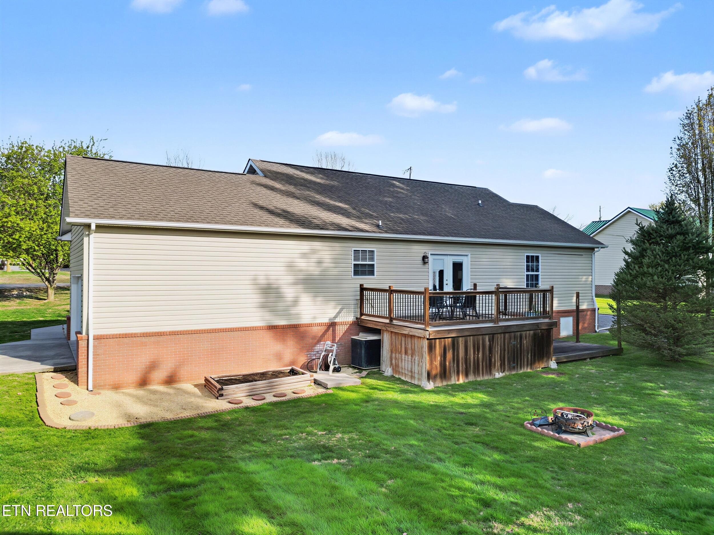 225 Acorn Drive Plainview TN 37721