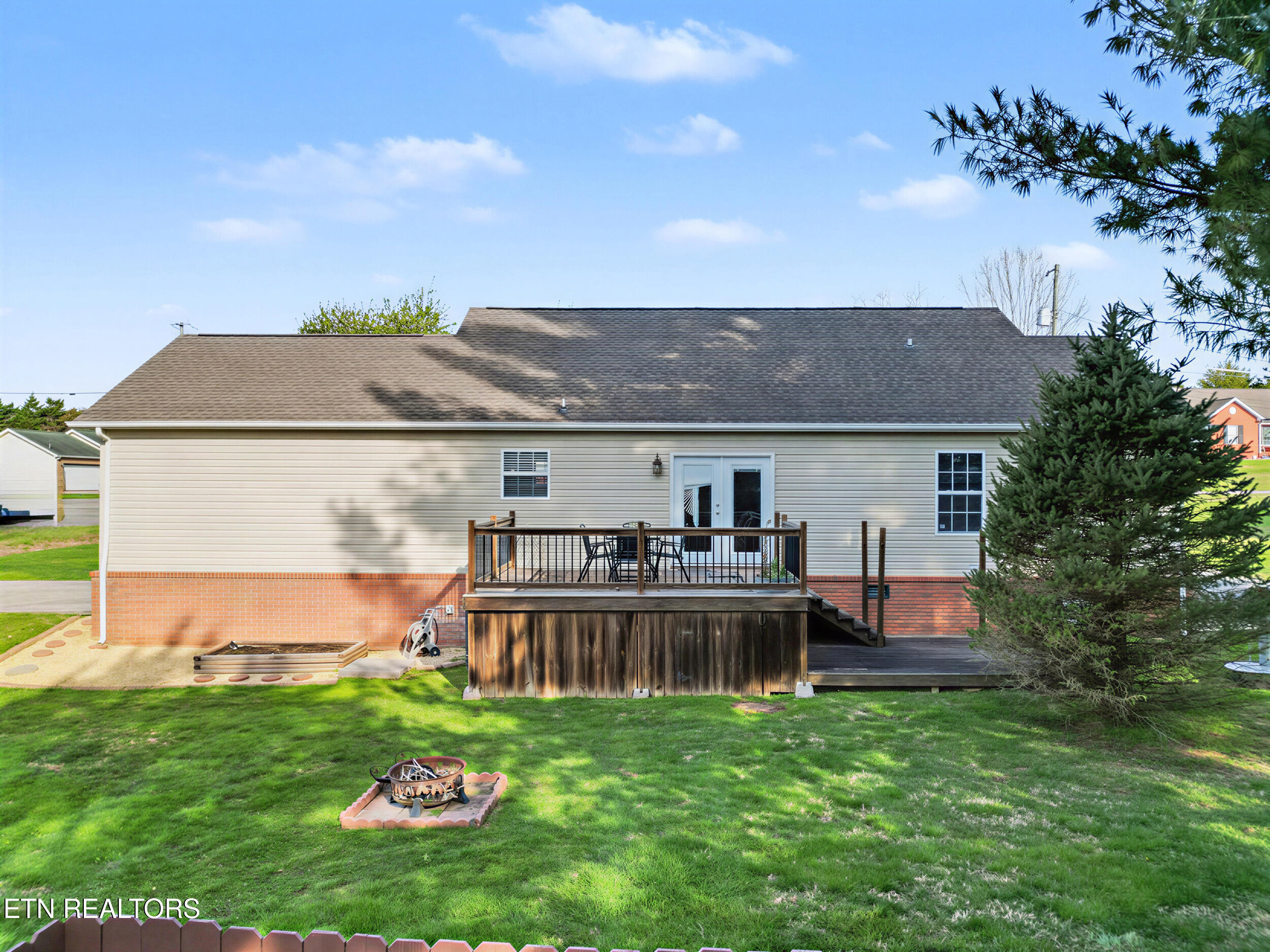 225 Acorn Drive Plainview TN 37721