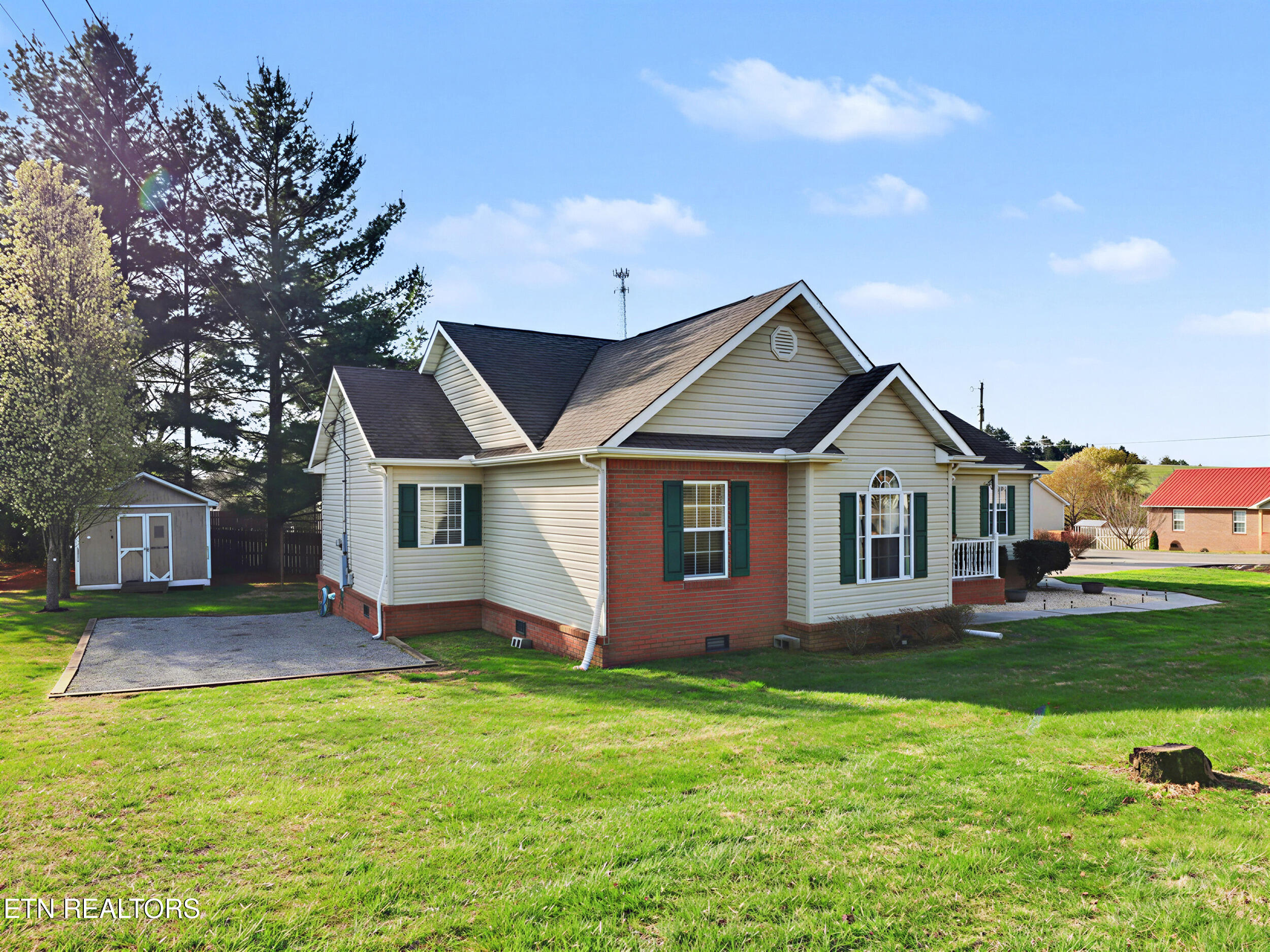 225 Acorn Drive Plainview TN 37721
