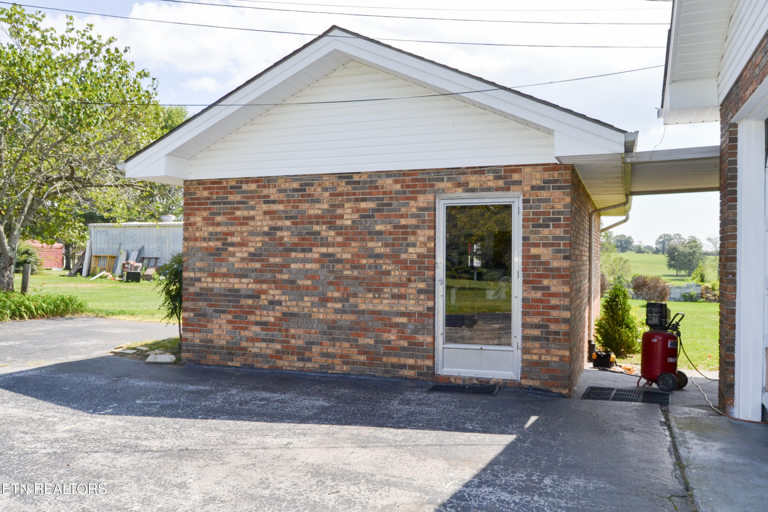 843 Dunbar Road Crossville TN 38572