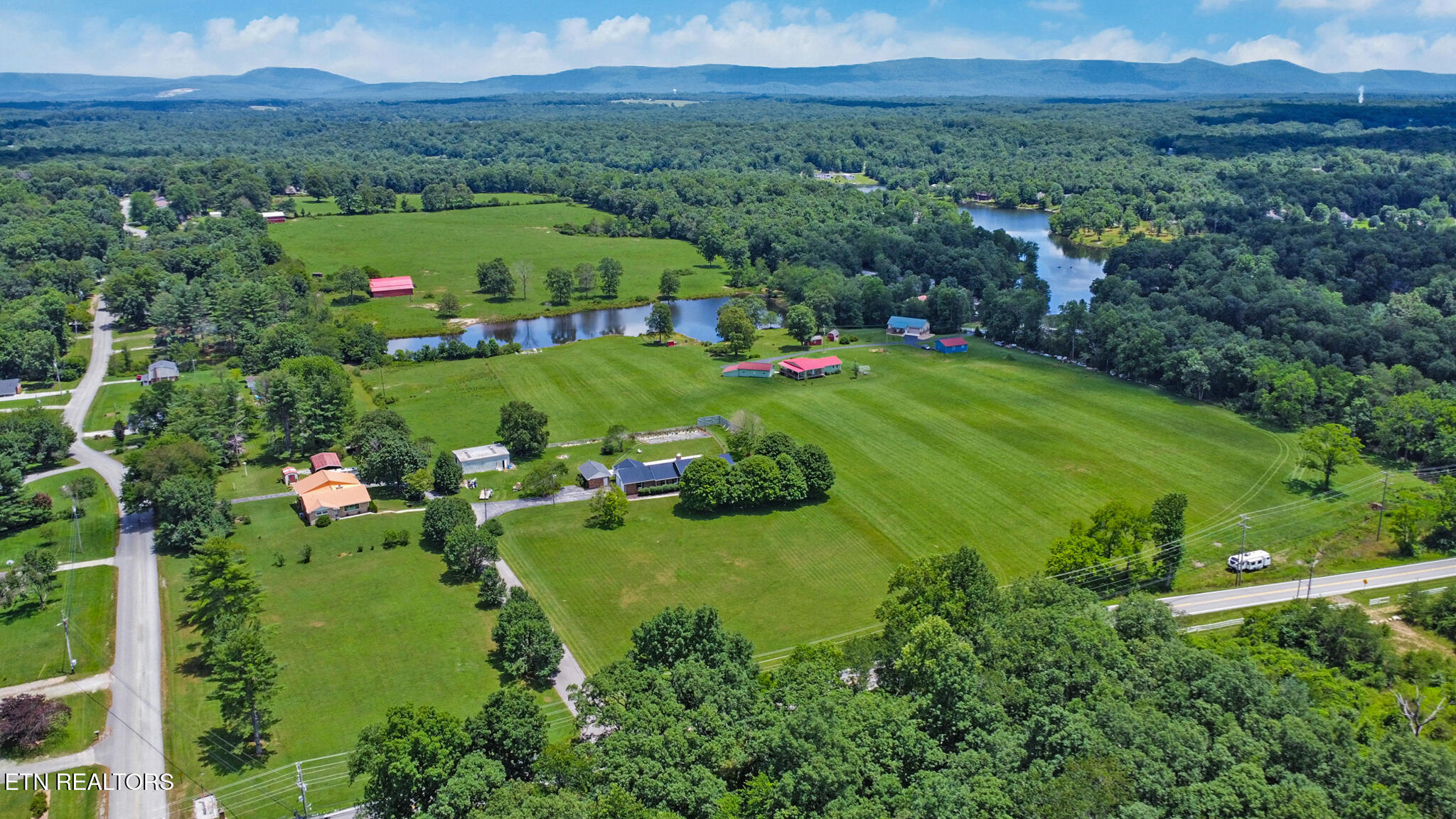 843 Dunbar Road Crossville TN 38572