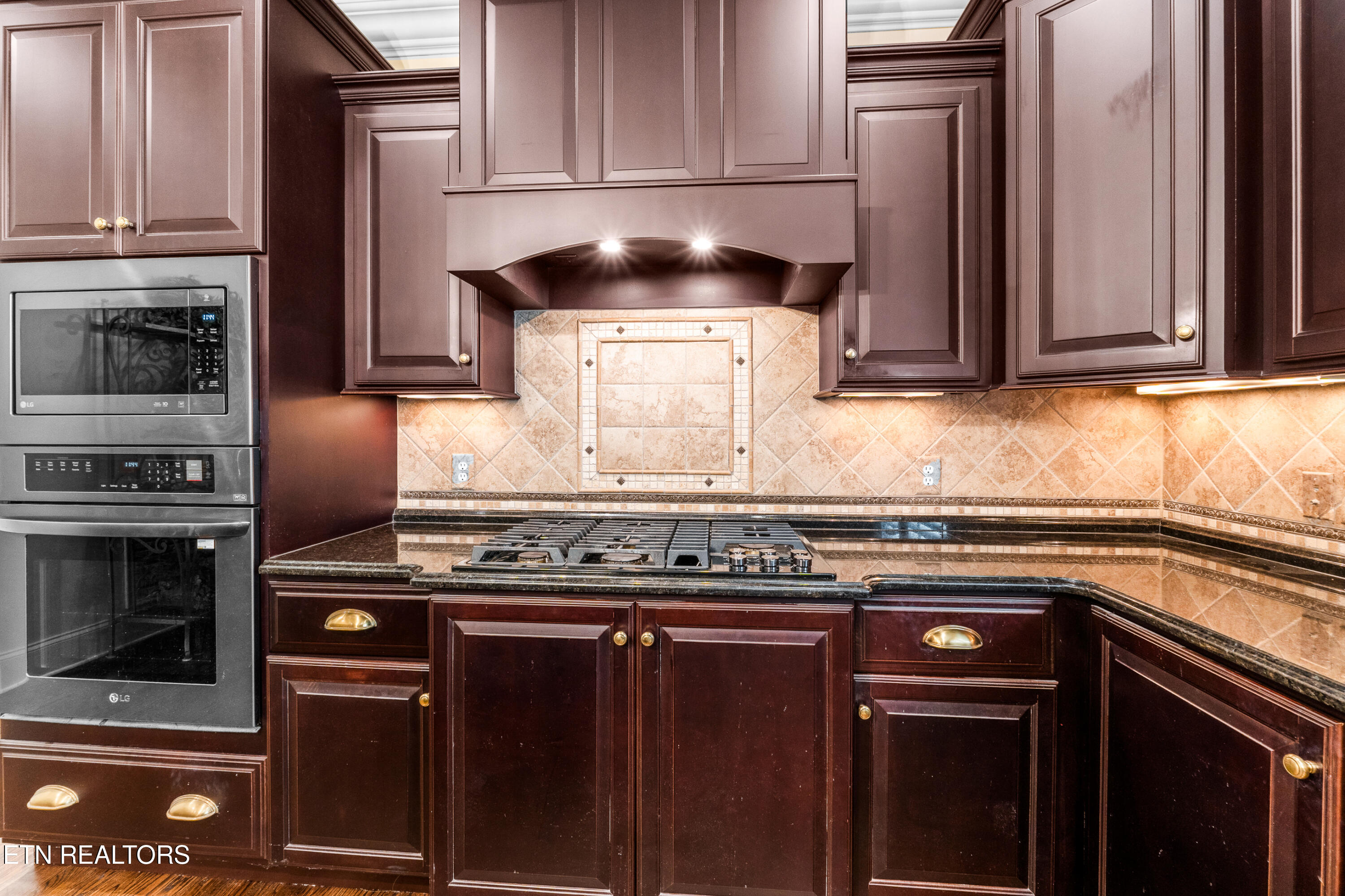 551 Colonial Ridge Lane Knoxville TN 37934