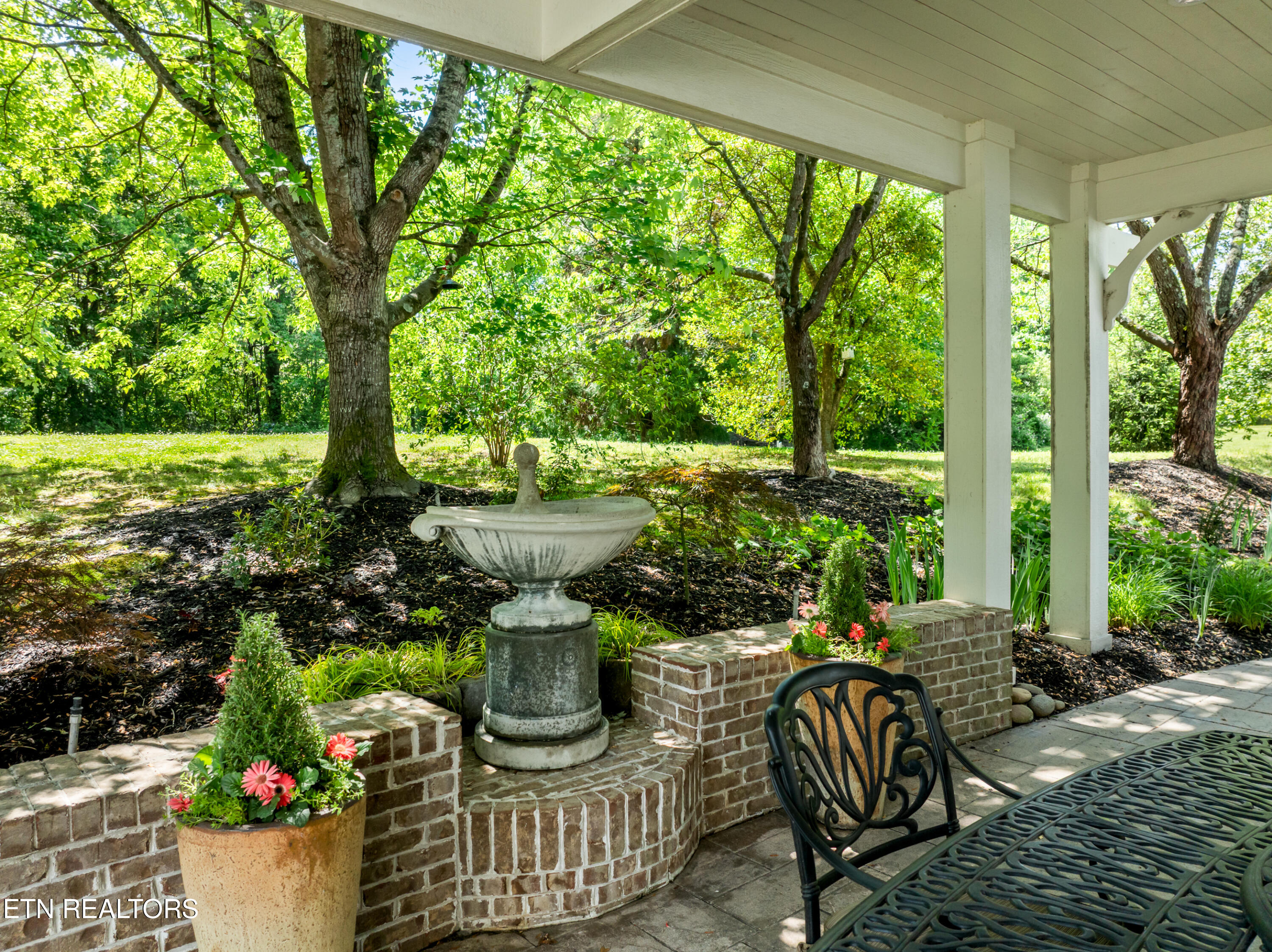 551 Colonial Ridge Lane Knoxville TN 37934