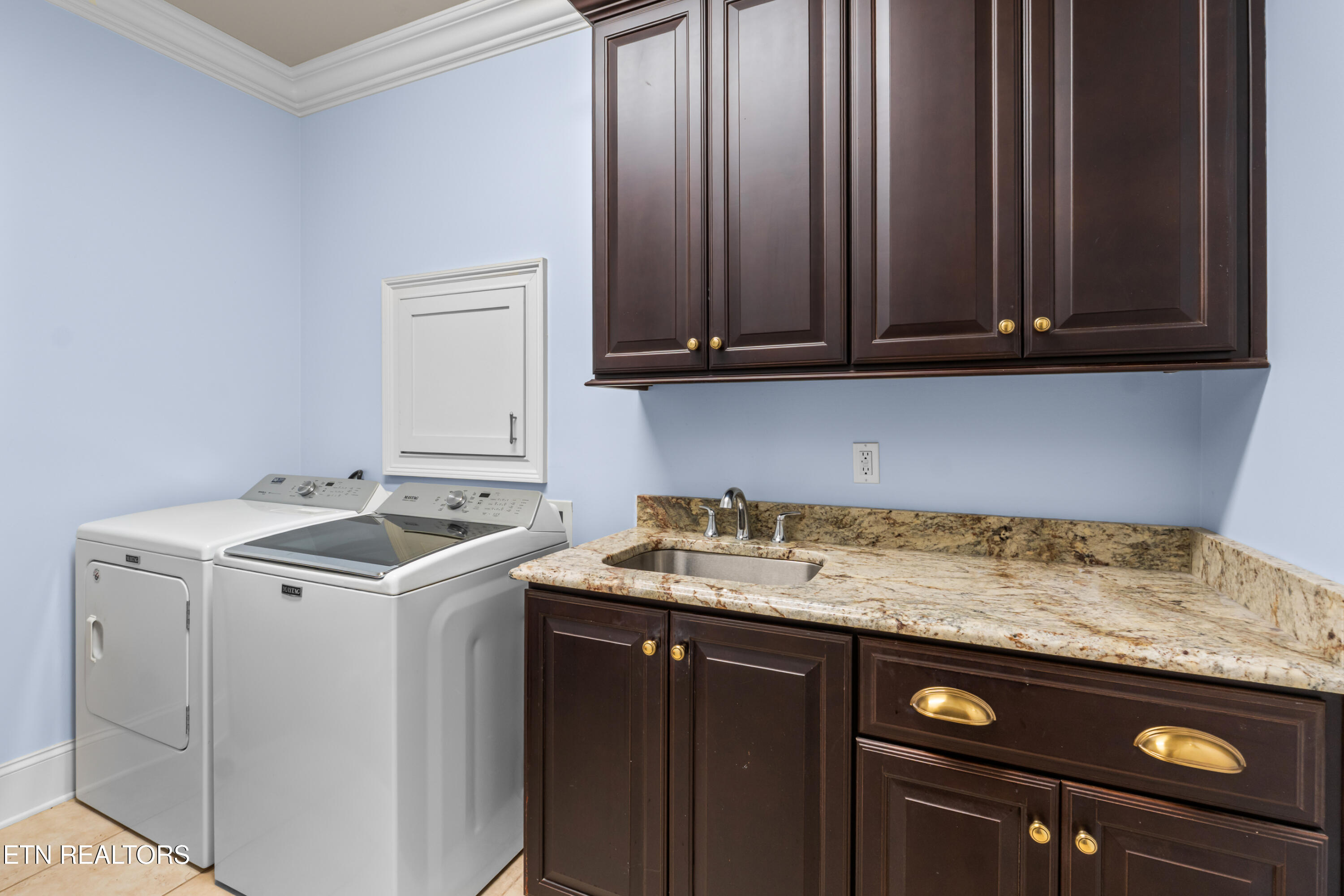 551 Colonial Ridge Lane Knoxville TN 37934