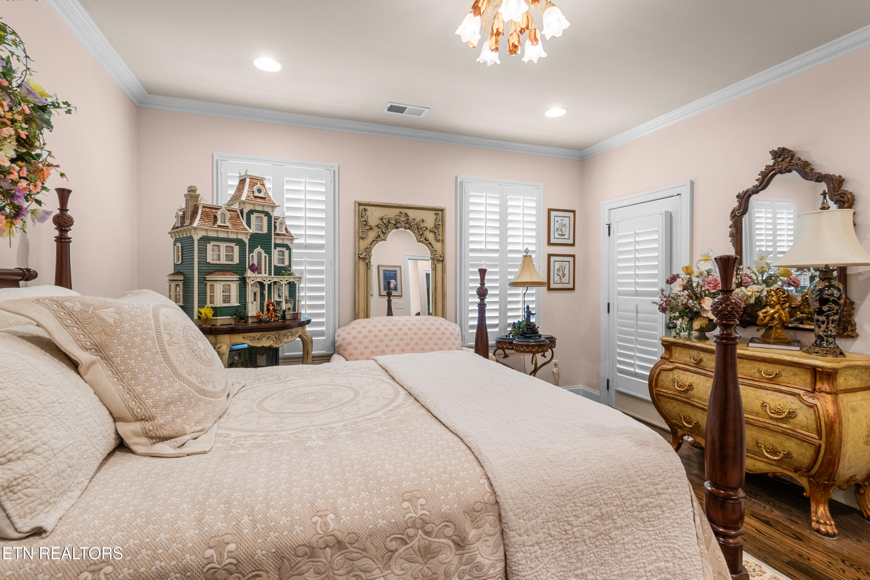 551 Colonial Ridge Lane Knoxville TN 37934