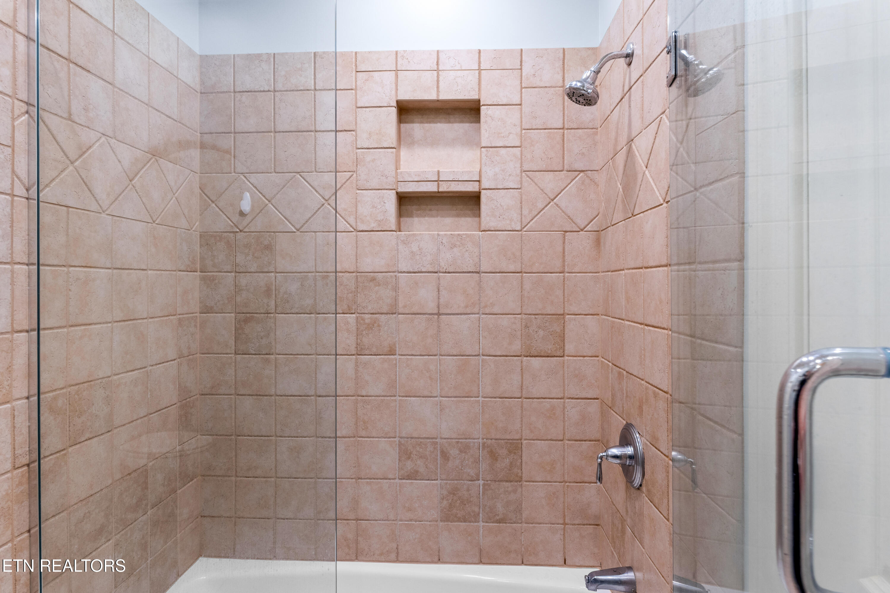 551 Colonial Ridge Lane Knoxville TN 37934