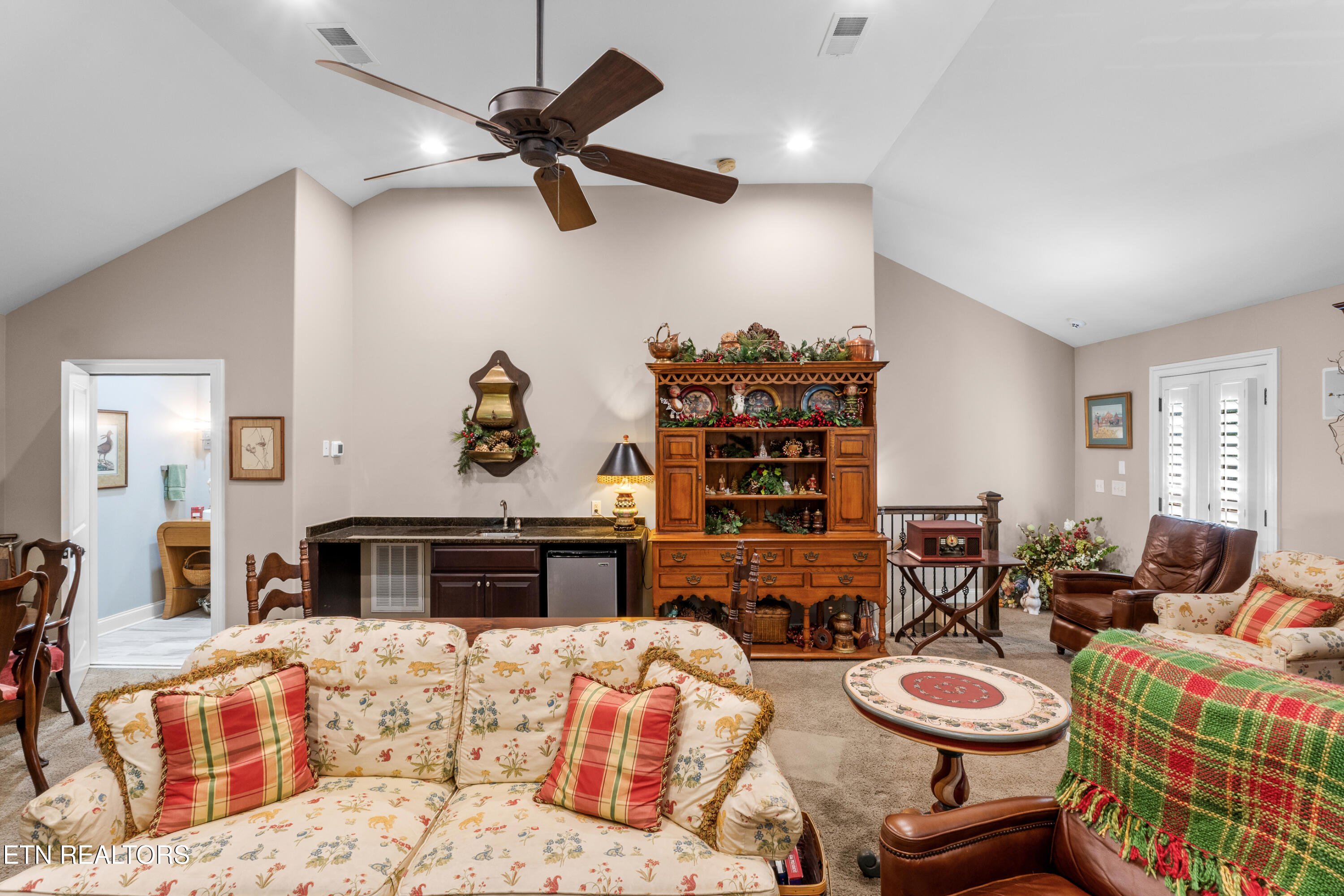 551 Colonial Ridge Lane Knoxville TN 37934