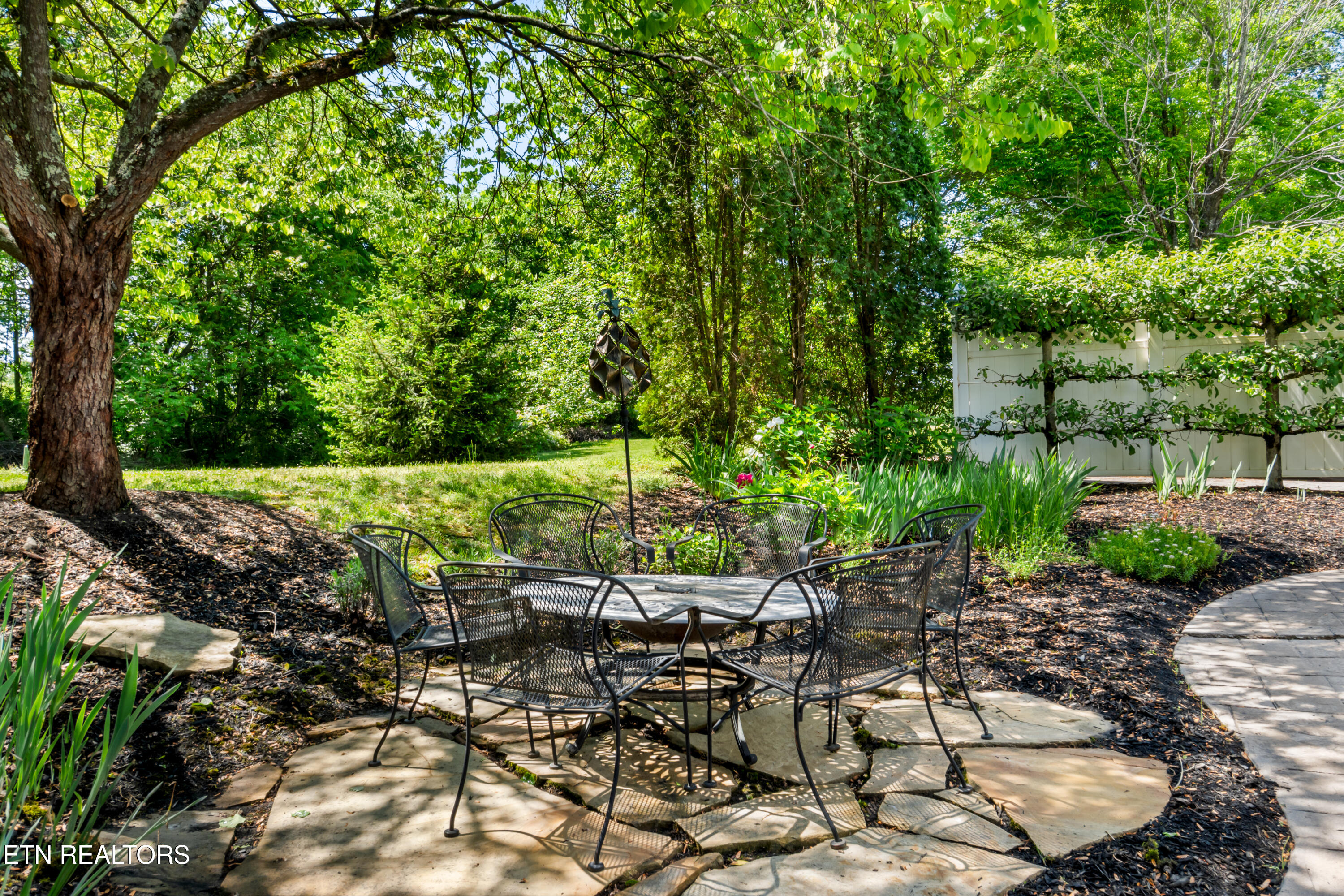 551 Colonial Ridge Lane Knoxville TN 37934